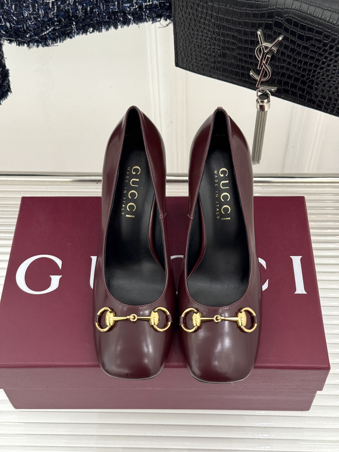 Gucci/古驰经典马衔扣粗跟高跟鞋单鞋溯源品牌百年马术本源以标志性马衔扣焕新诠释经典金属饰件凝萃低调奢