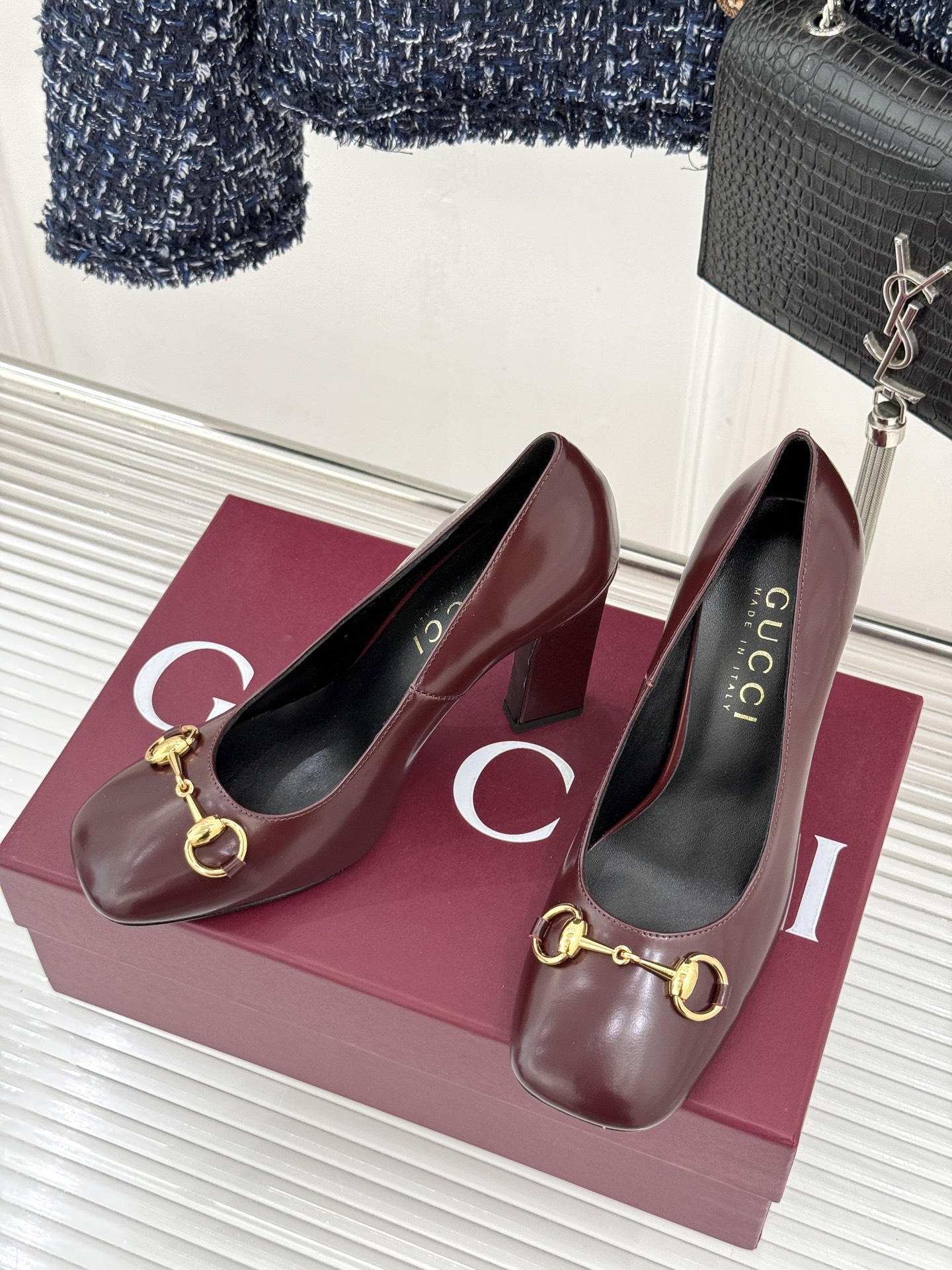 Gucci/古驰经典马衔扣粗跟高跟鞋单鞋溯源品牌百年马术本源以标志性马衔扣焕新诠释经典金属饰件凝萃低调奢