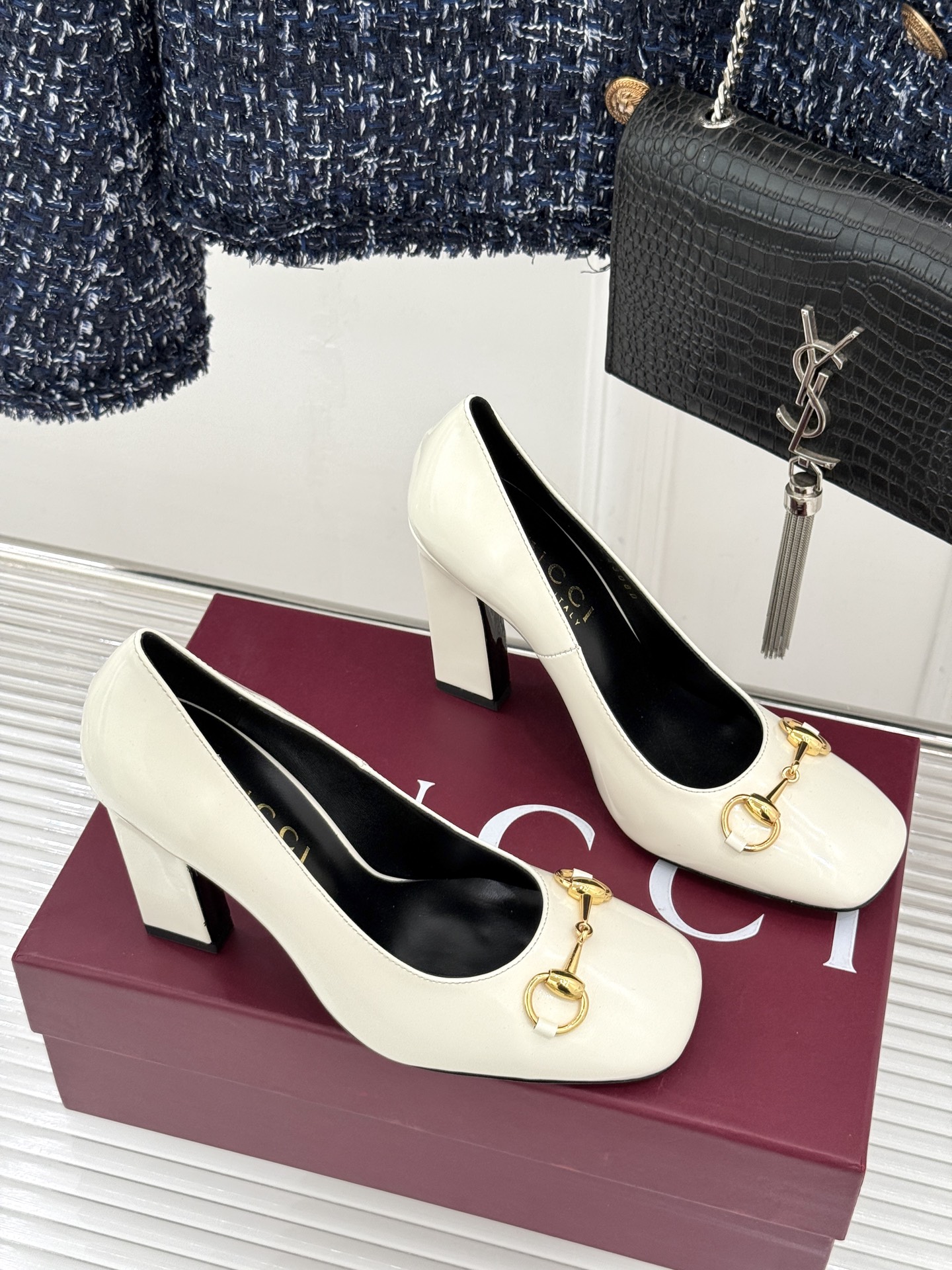 Gucci/古驰经典马衔扣粗跟高跟鞋单鞋溯源品牌百年马术本源以标志性马衔扣焕新诠释经典金属饰件凝萃低调奢