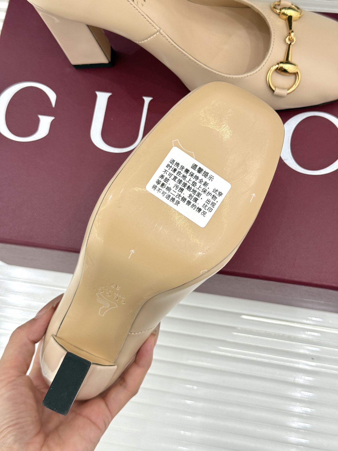 Gucci/古驰经典马衔扣粗跟高跟鞋单鞋溯源品牌百年马术本源以标志性马衔扣焕新诠释经典金属饰件凝萃低调奢