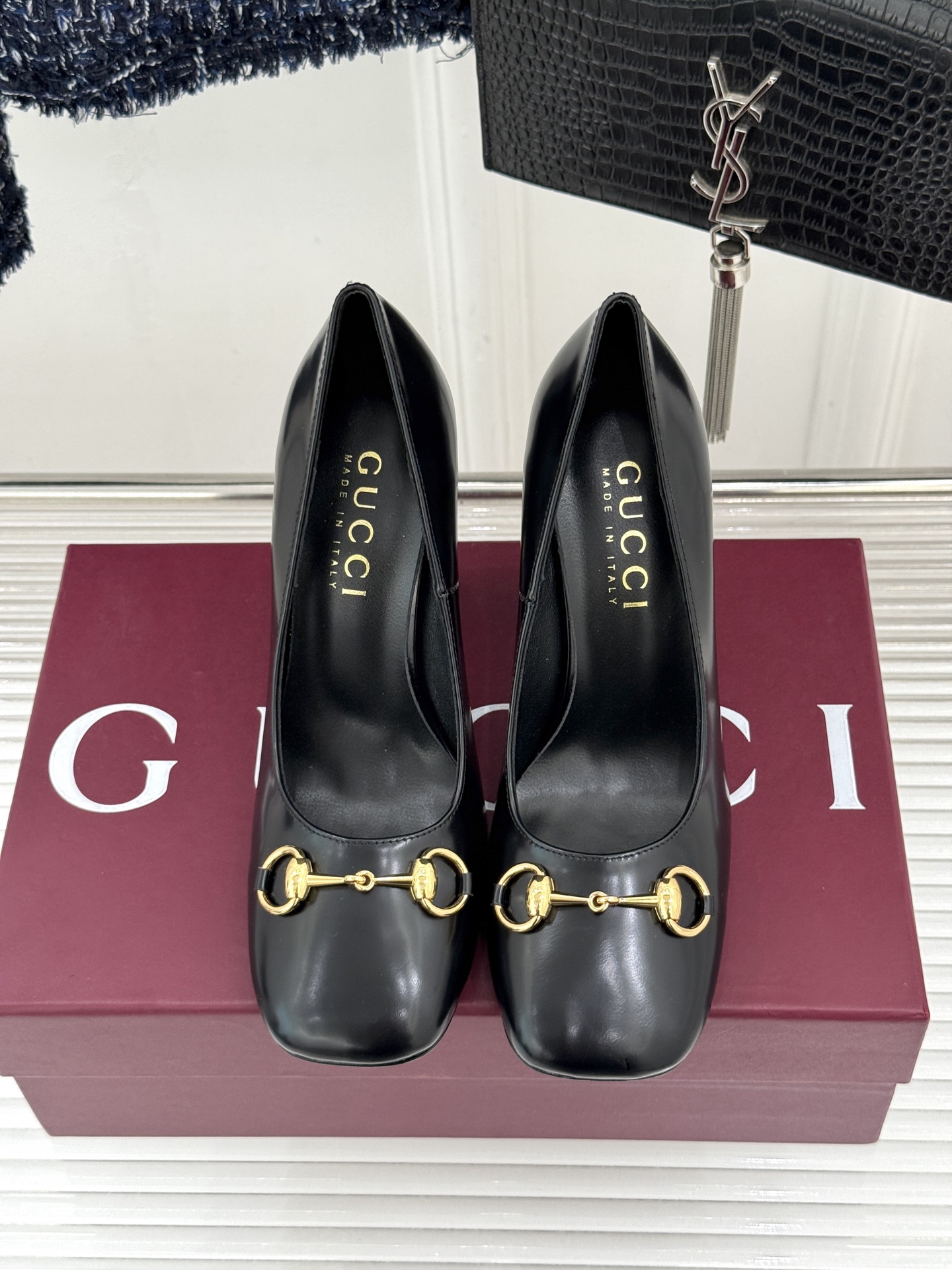 Gucci/古驰经典马衔扣粗跟高跟鞋单鞋溯源品牌百年马术本源以标志性马衔扣焕新诠释经典金属饰件凝萃低调奢