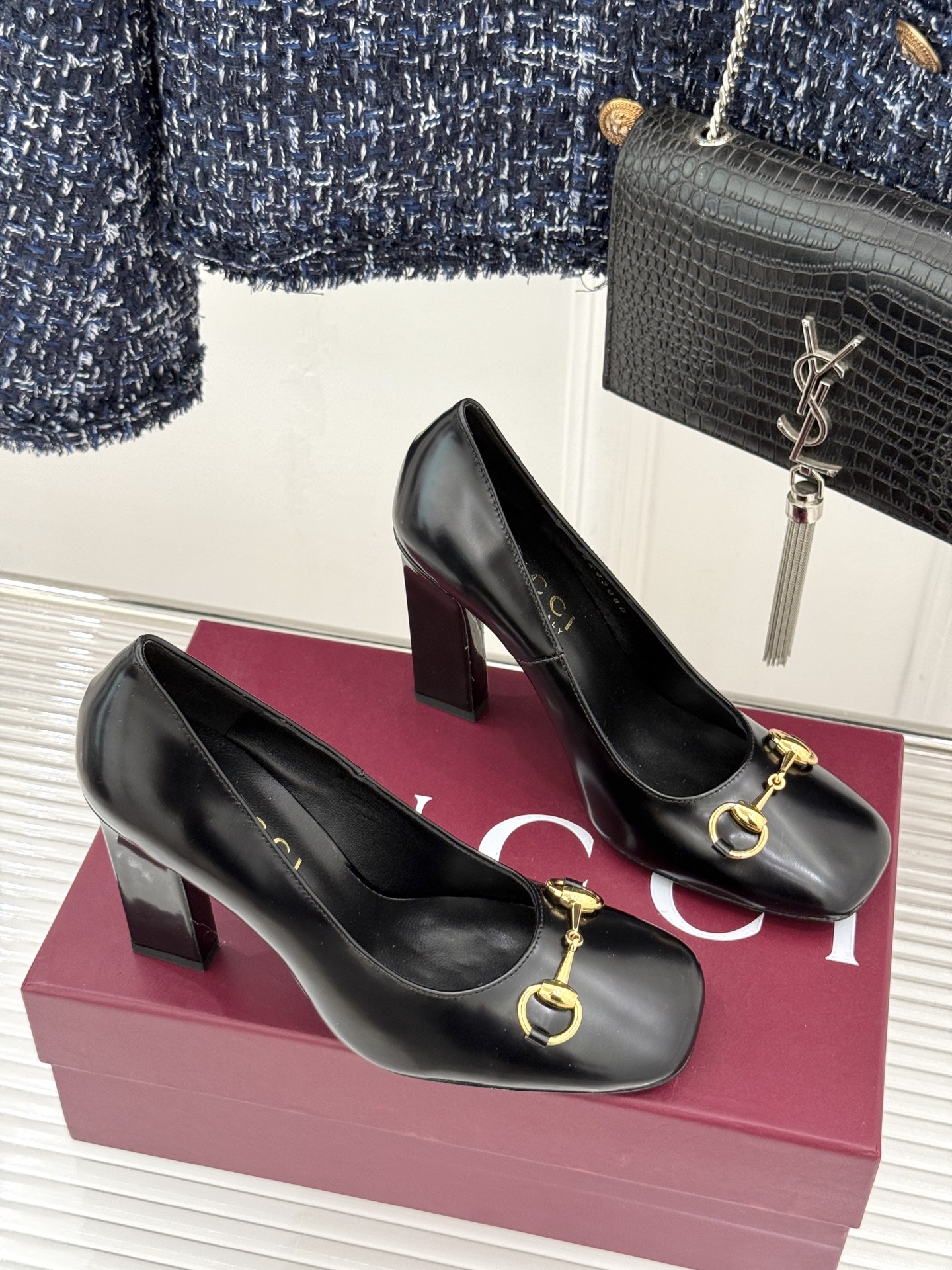 Gucci/古驰经典马衔扣粗跟高跟鞋单鞋溯源品牌百年马术本源以标志性马衔扣焕新诠释经典金属饰件凝萃低调奢