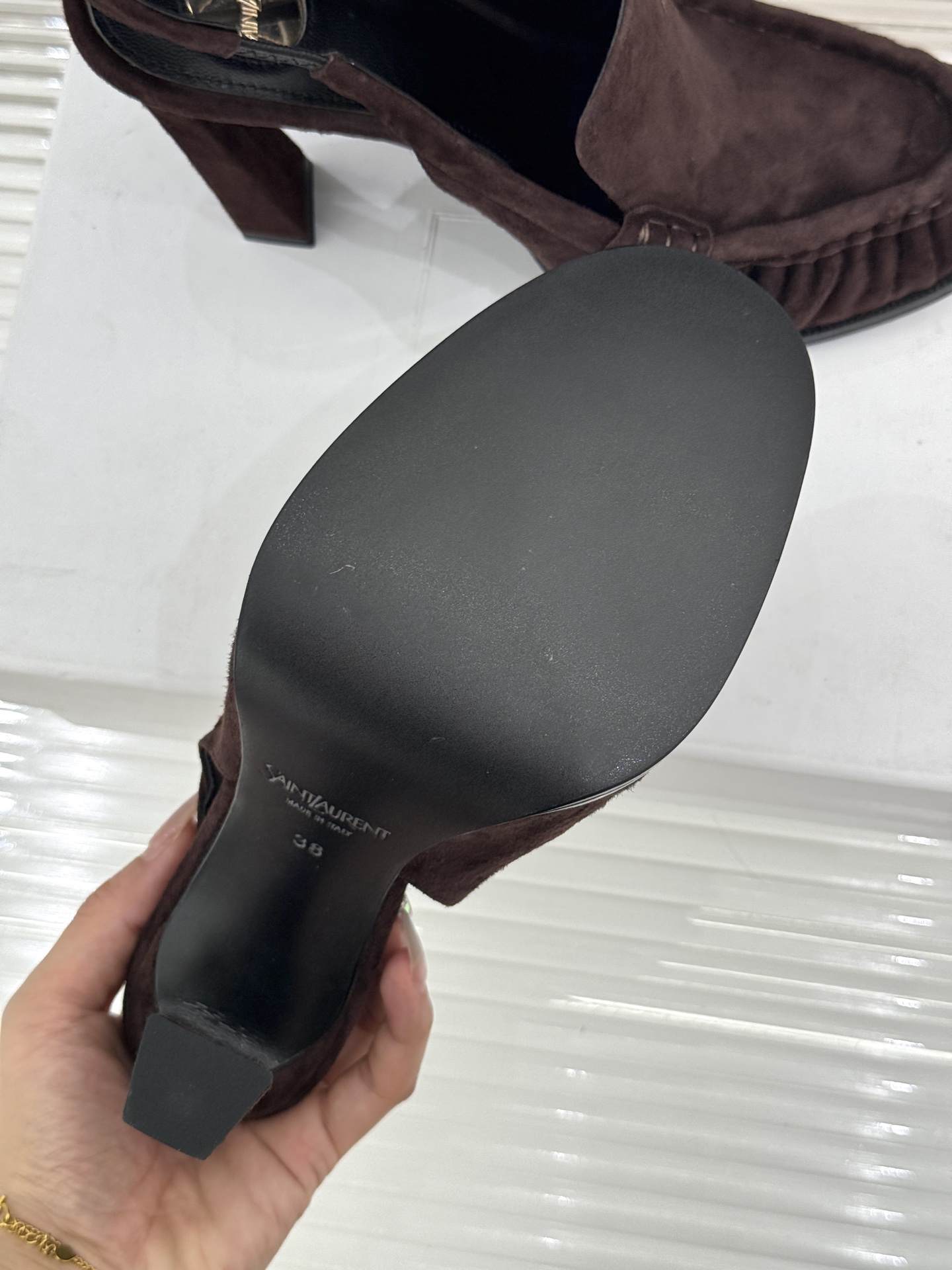 Saint Laurent /圣罗兰YSL26WF新品小logo高跟后空凉鞋拖鞋标志性的小logo是这双