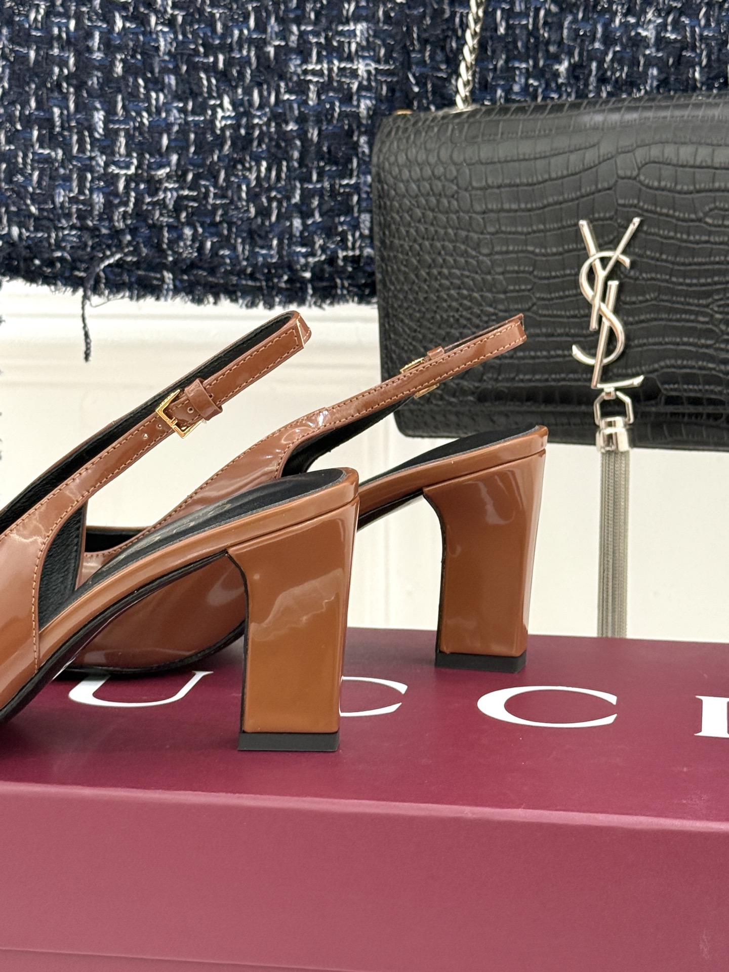 Gucci/古驰26WF新品极简马衔扣粗跟凉鞋G家2026春夏系列焕新经典它以意式松弛美学点亮夏日造型。