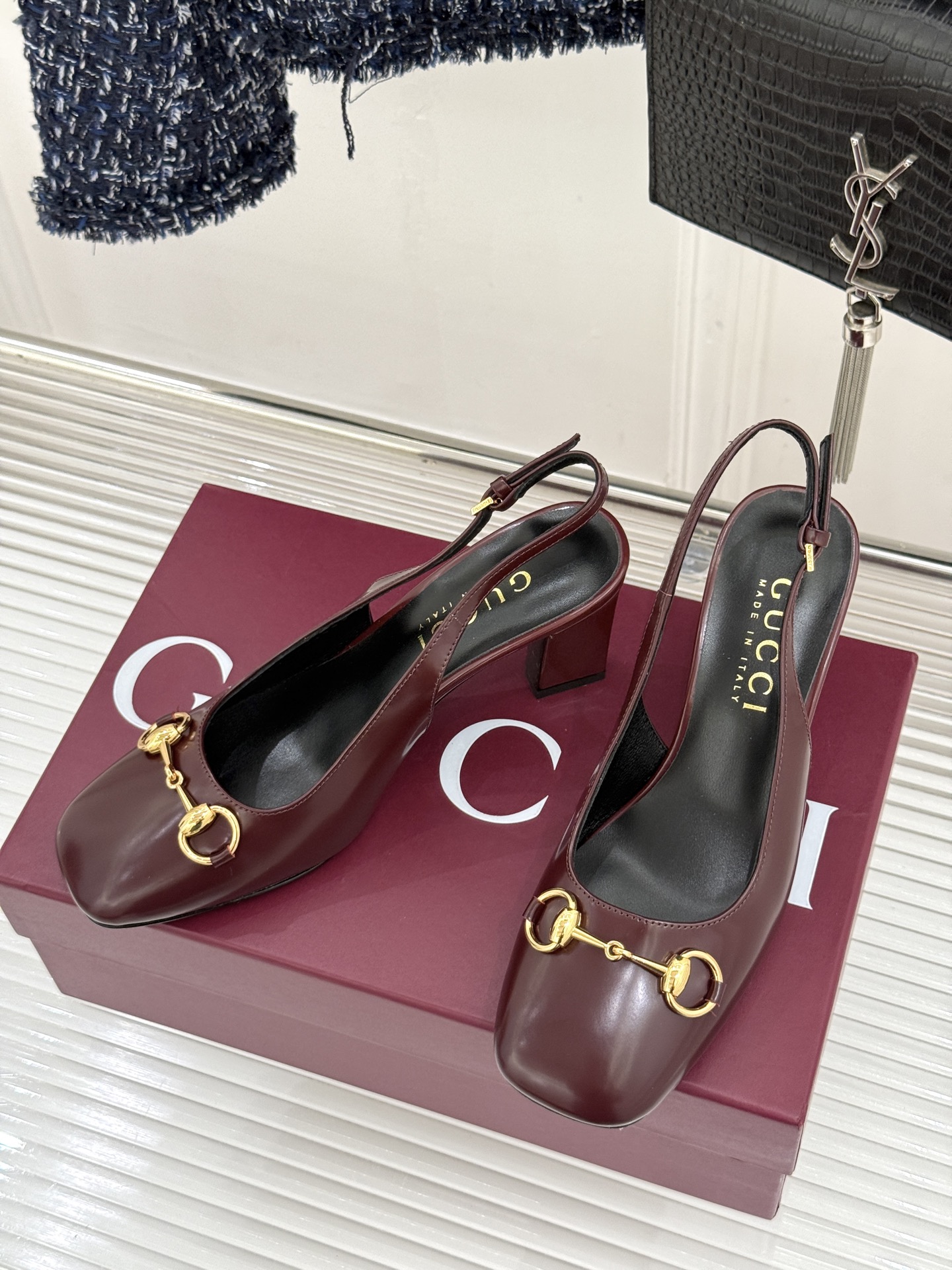 Gucci/古驰26WF新品极简马衔扣粗跟凉鞋G家2026春夏系列焕新经典它以意式松弛美学点亮夏日造型。