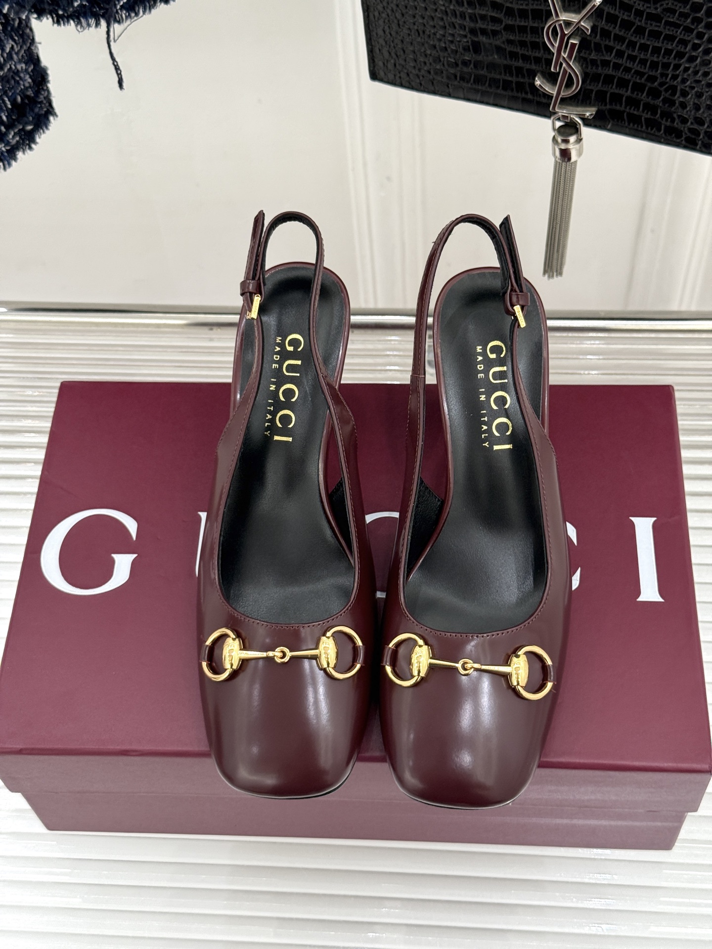 Gucci/古驰26WF新品极简马衔扣粗跟凉鞋G家2026春夏系列焕新经典它以意式松弛美学点亮夏日造型。