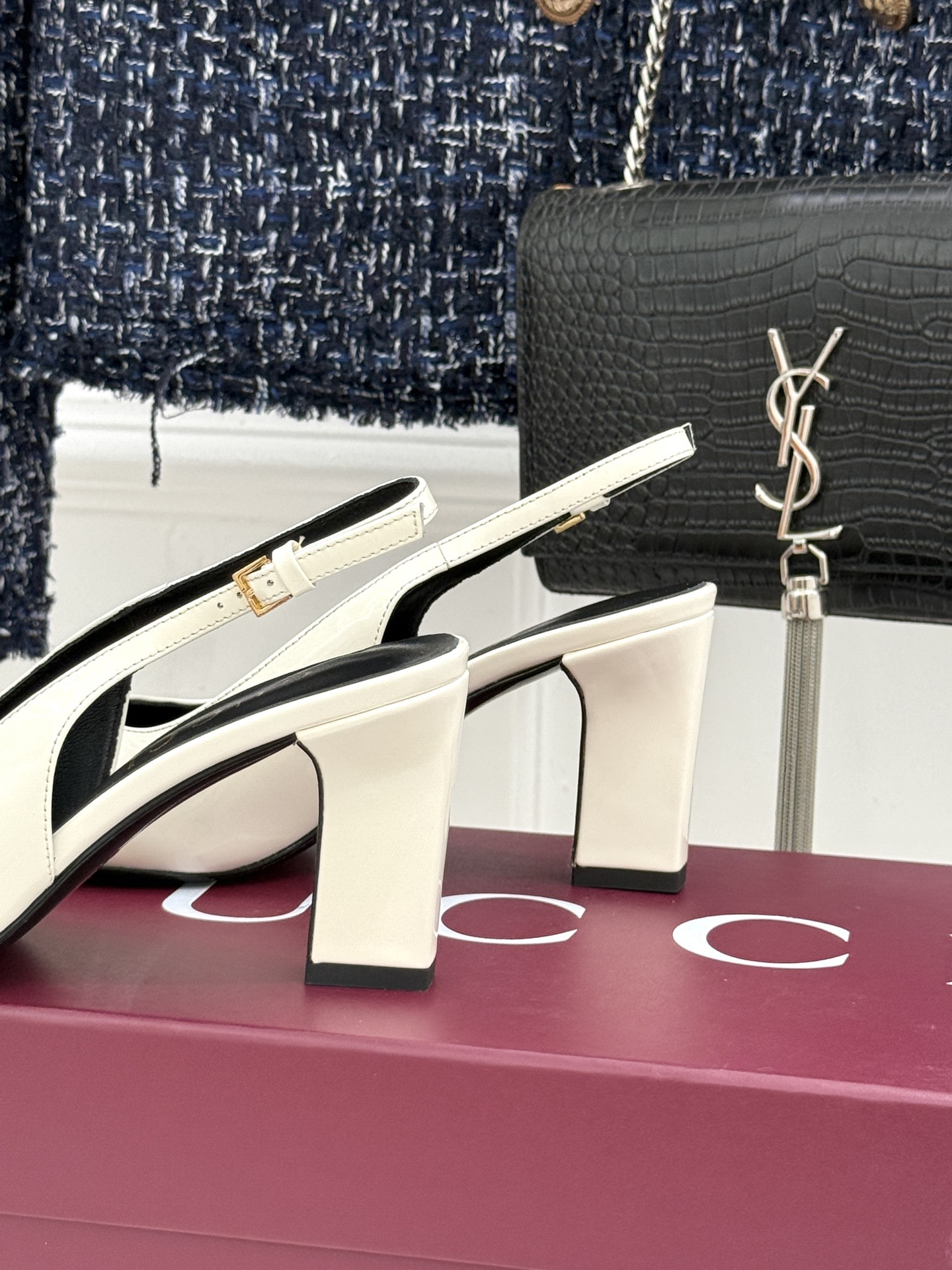 Gucci/古驰26WF新品极简马衔扣粗跟凉鞋G家2026春夏系列焕新经典它以意式松弛美学点亮夏日造型。