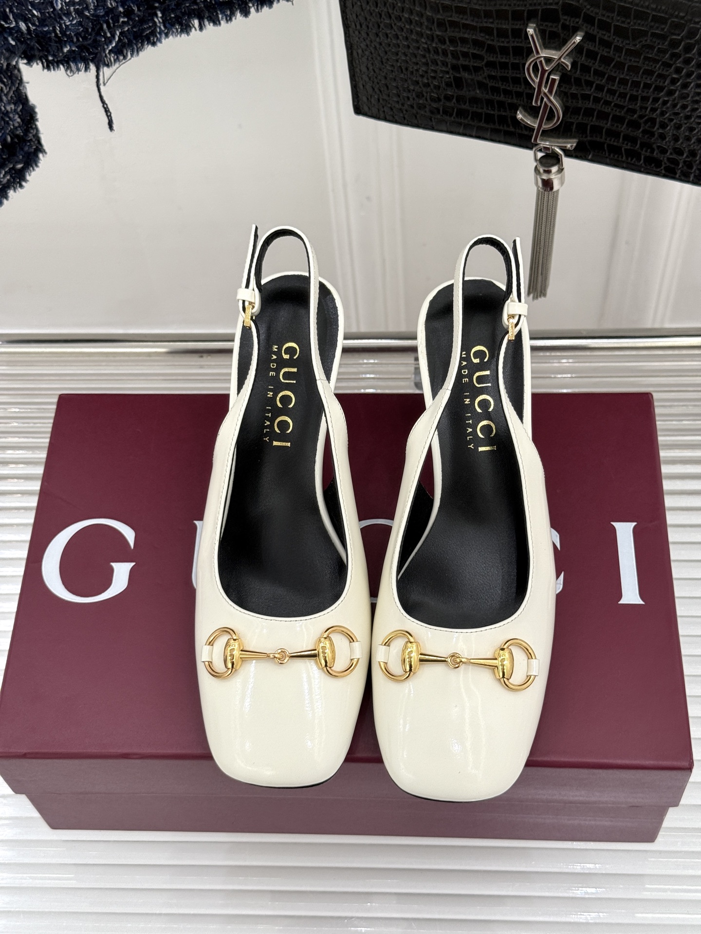 Gucci/古驰26WF新品极简马衔扣粗跟凉鞋G家2026春夏系列焕新经典它以意式松弛美学点亮夏日造型。