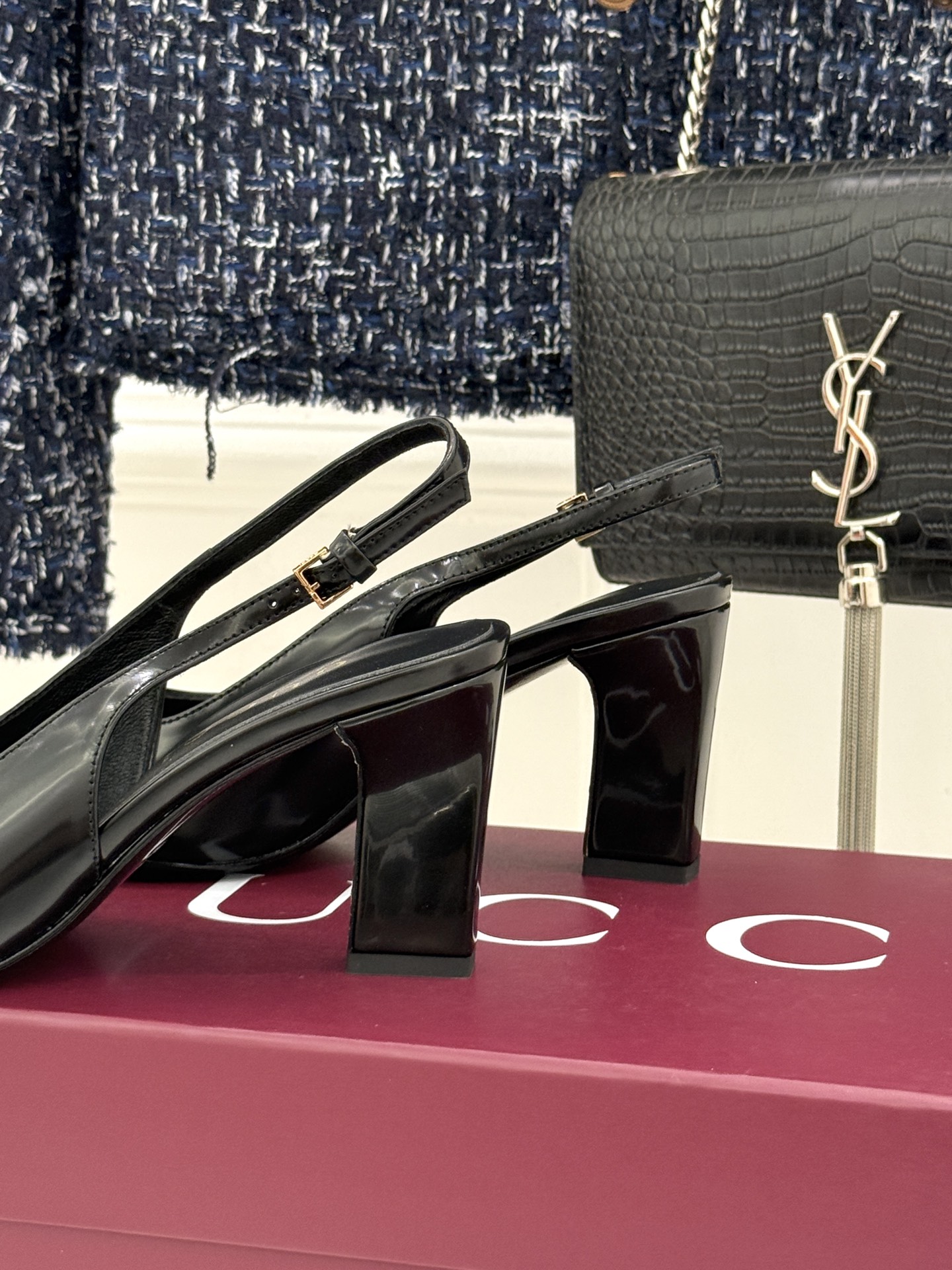 Gucci/古驰26WF新品极简马衔扣粗跟凉鞋G家2026春夏系列焕新经典它以意式松弛美学点亮夏日造型。