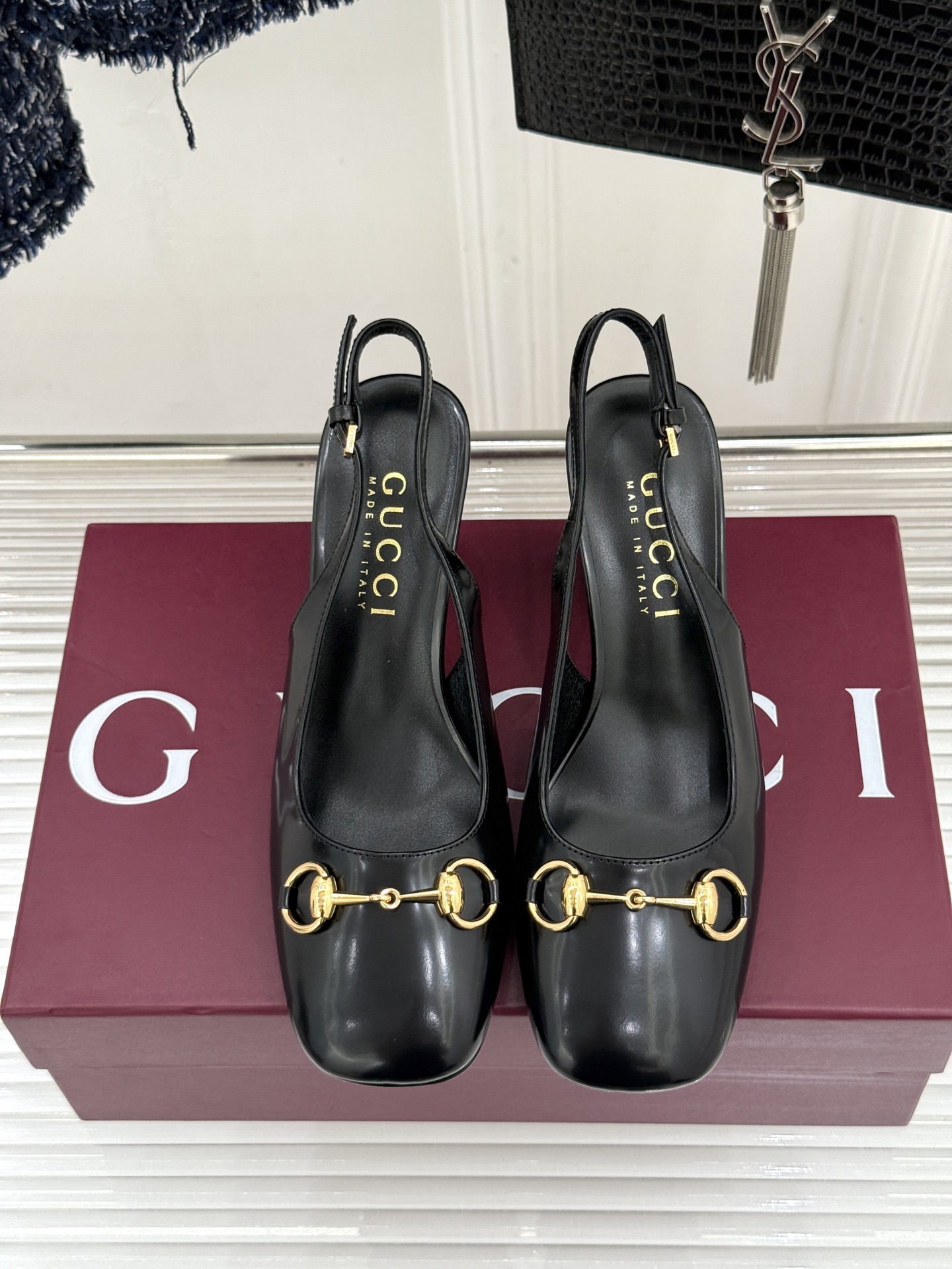 Gucci/古驰26WF新品极简马衔扣粗跟凉鞋G家2026春夏系列焕新经典它以意式松弛美学点亮夏日造型。