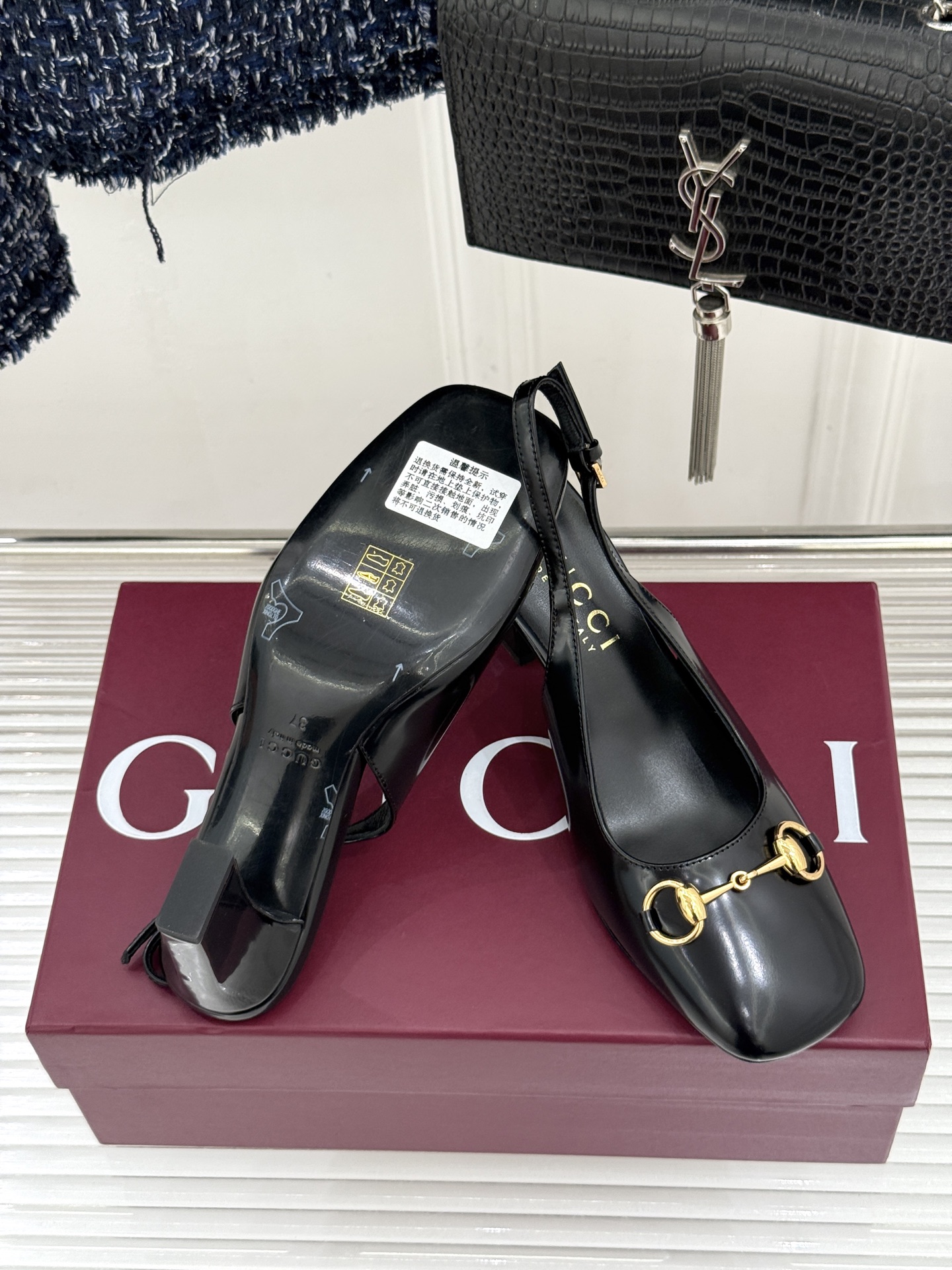 Gucci/古驰26WF新品极简马衔扣粗跟凉鞋G家2026春夏系列焕新经典它以意式松弛美学点亮夏日造型。