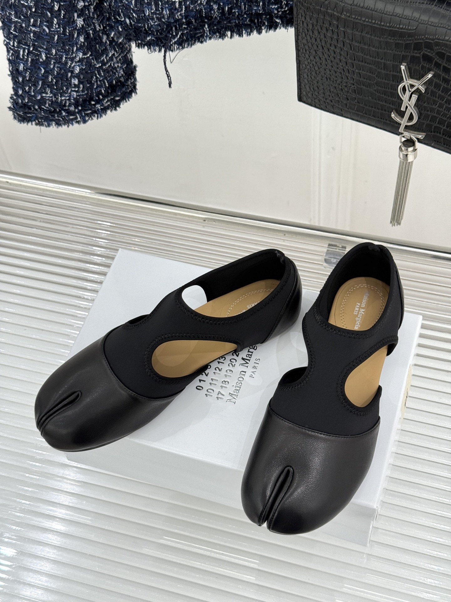 MaisonMargiela｜MM6马吉拉26WF新品中空Tabi分趾鞋以经典Tabi分趾造型 定义永恒