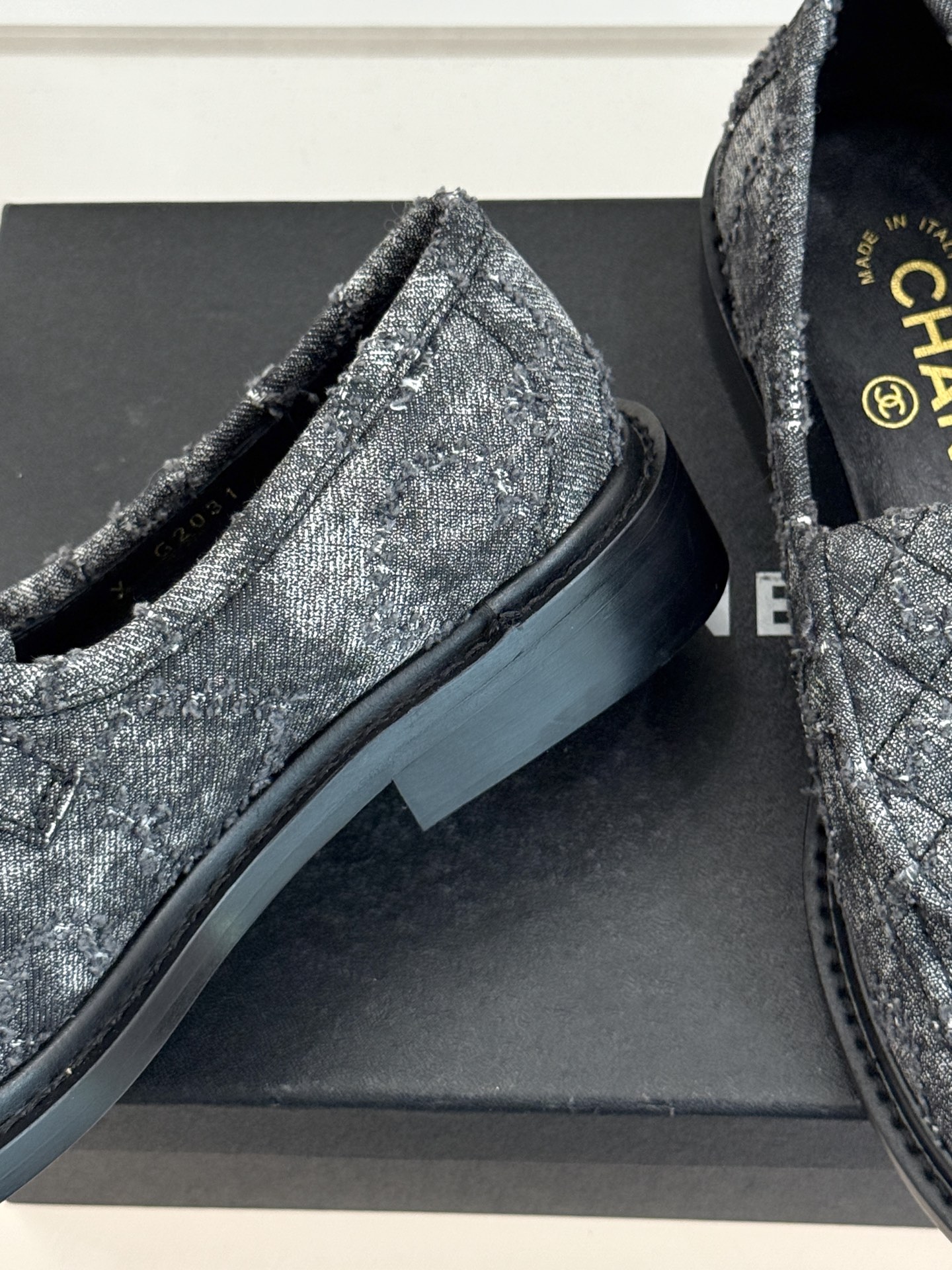 CHANE*｜小香经典双C书包扣翻盖高跟乐福鞋半拖香小香将百年底蕴注入乐福鞋型经典翻盖设计暗藏巧思标志性