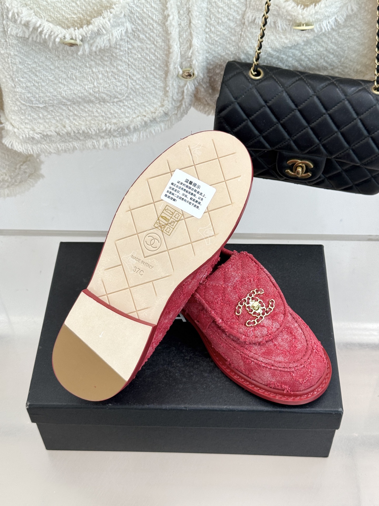 CHANE*｜小香经典双C书包扣翻盖高跟乐福鞋半拖香小香将百年底蕴注入乐福鞋型经典翻盖设计暗藏巧思标志性