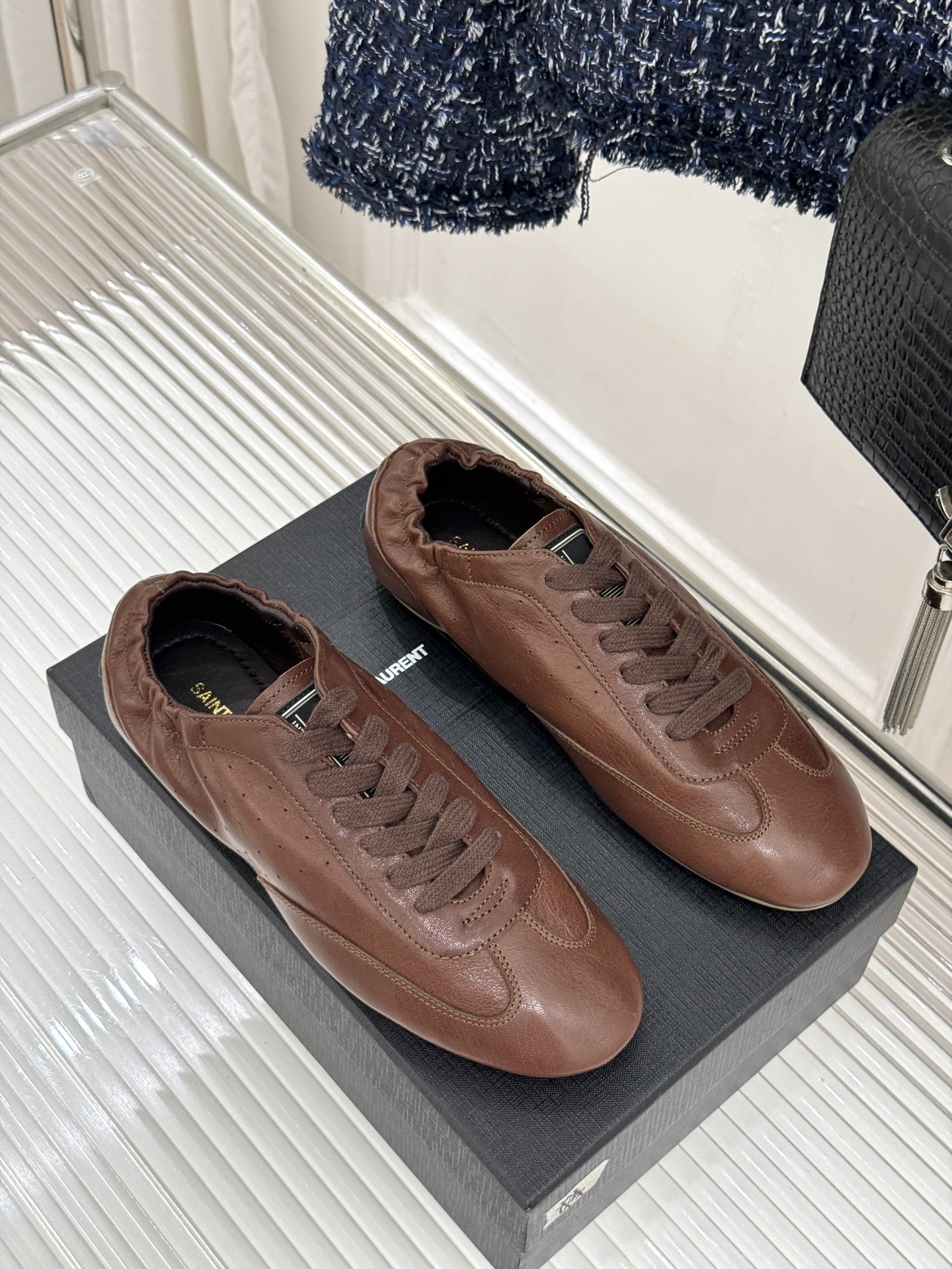 Saint Laurent /圣罗兰YSL26WF新品复古德训鞋回溯70年代复古运动基因以巴黎冷冽格调重