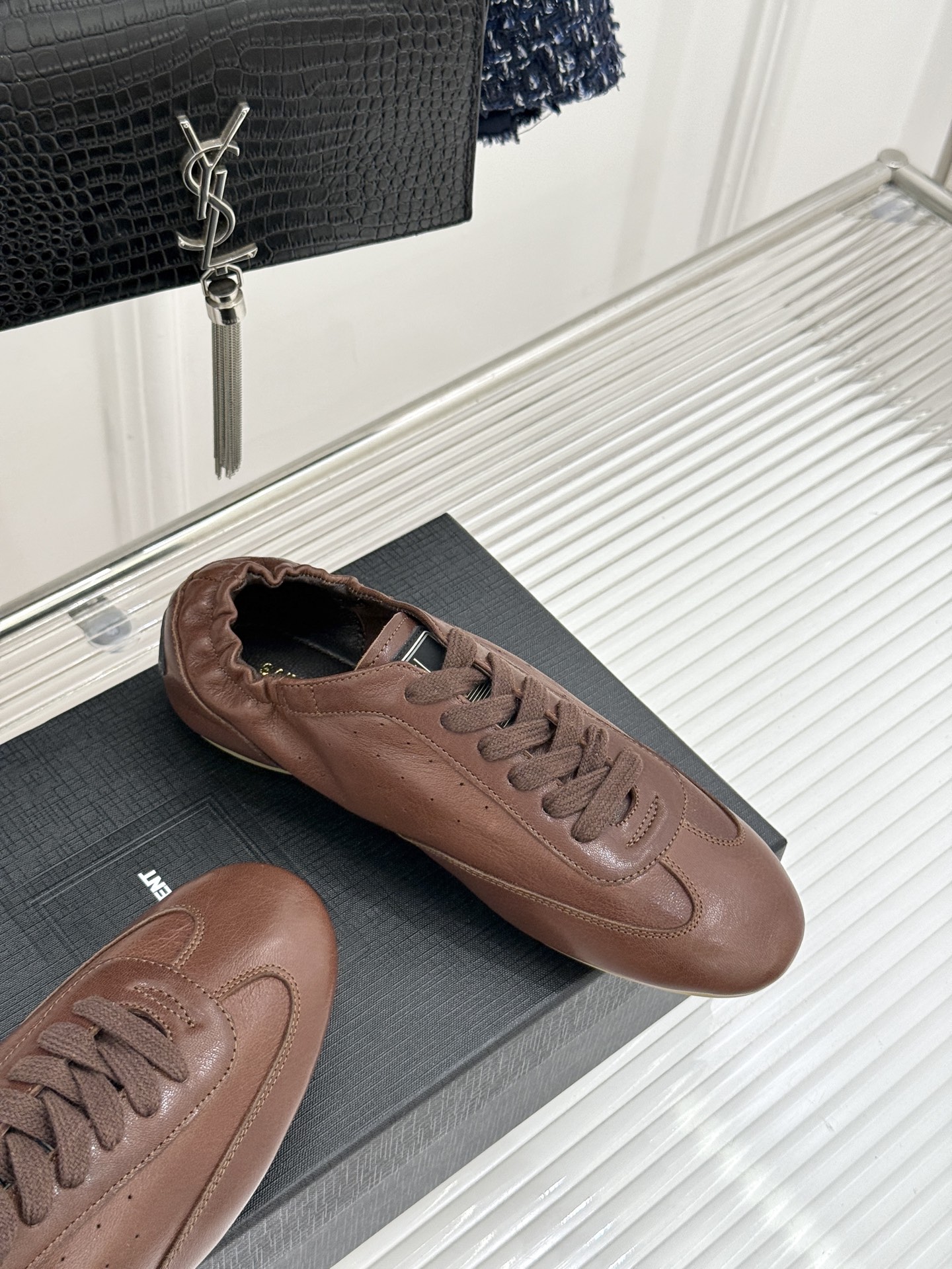 Saint Laurent /圣罗兰YSL26WF新品复古德训鞋回溯70年代复古运动基因以巴黎冷冽格调重