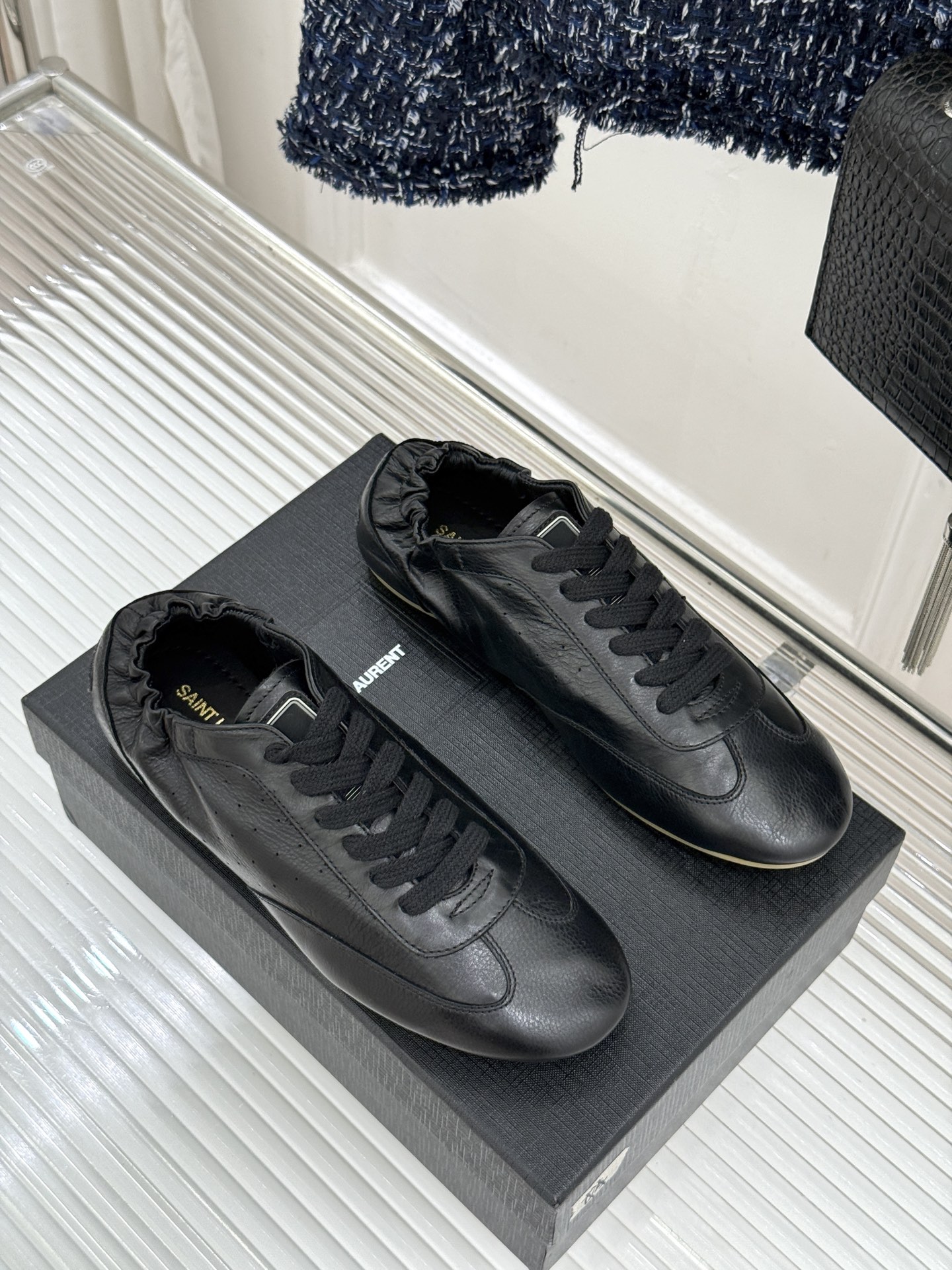 Saint Laurent /圣罗兰YSL26WF新品复古德训鞋回溯70年代复古运动基因以巴黎冷冽格调重