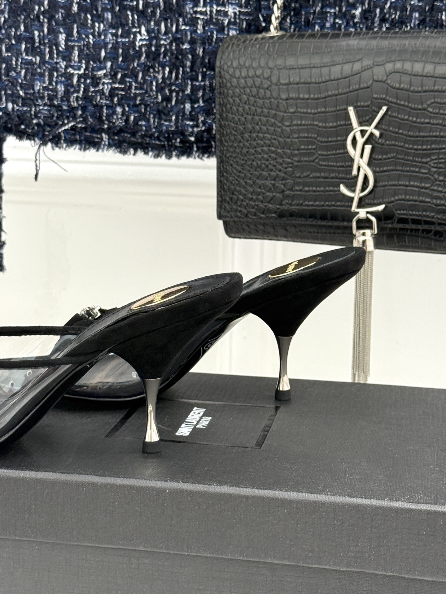 Saint Laurent /圣罗兰YSL26WF新品水钻YSL字母胶片尖头高跟拖鞋是法式性感与轻奢的极