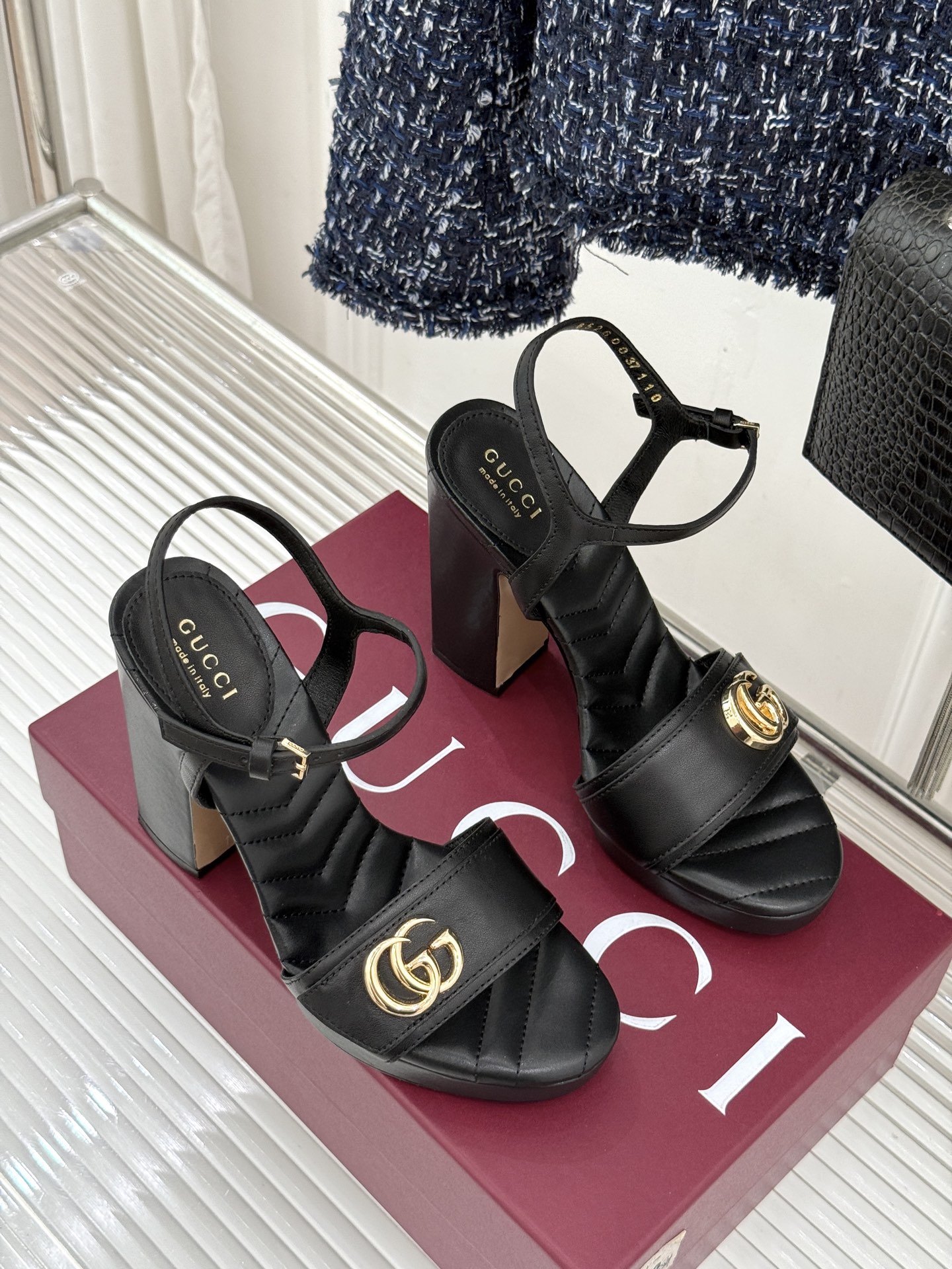 Gucci/古驰 26WF新品金属双G一字带防水台高跟凉鞋G家以复古奢潮重塑夏日高跟将品牌经典与摩登气场