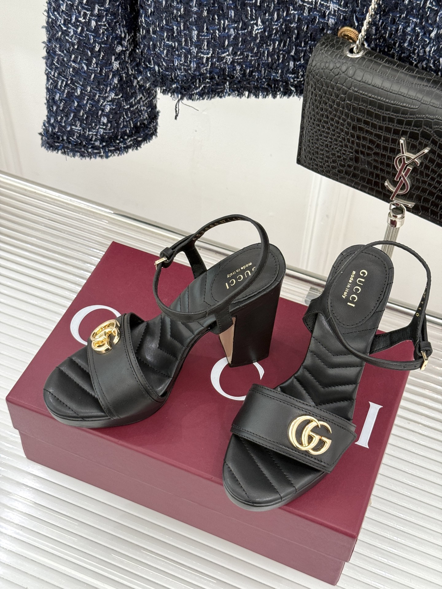 Gucci/古驰 26WF新品金属双G一字带防水台高跟凉鞋G家以复古奢潮重塑夏日高跟将品牌经典与摩登气场