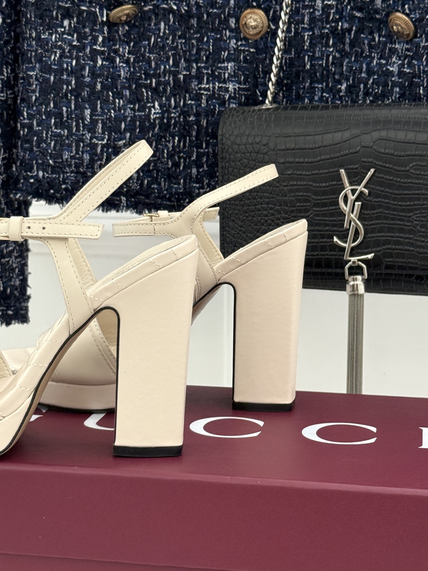 Gucci/古驰 26WF新品金属双G一字带防水台高跟凉鞋G家以复古奢潮重塑夏日高跟将品牌经典与摩登气场