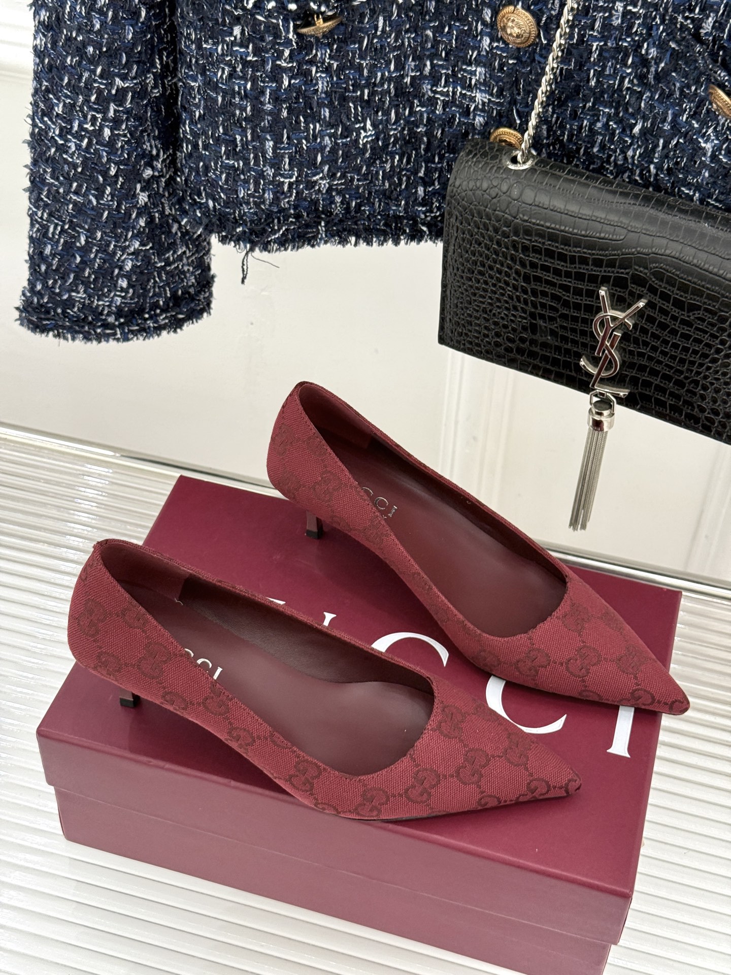 Gucci/古驰 26WF新品极简老花尖头高跟鞋Gucci 2026春夏极简新作以克制美学焕新经典GG老