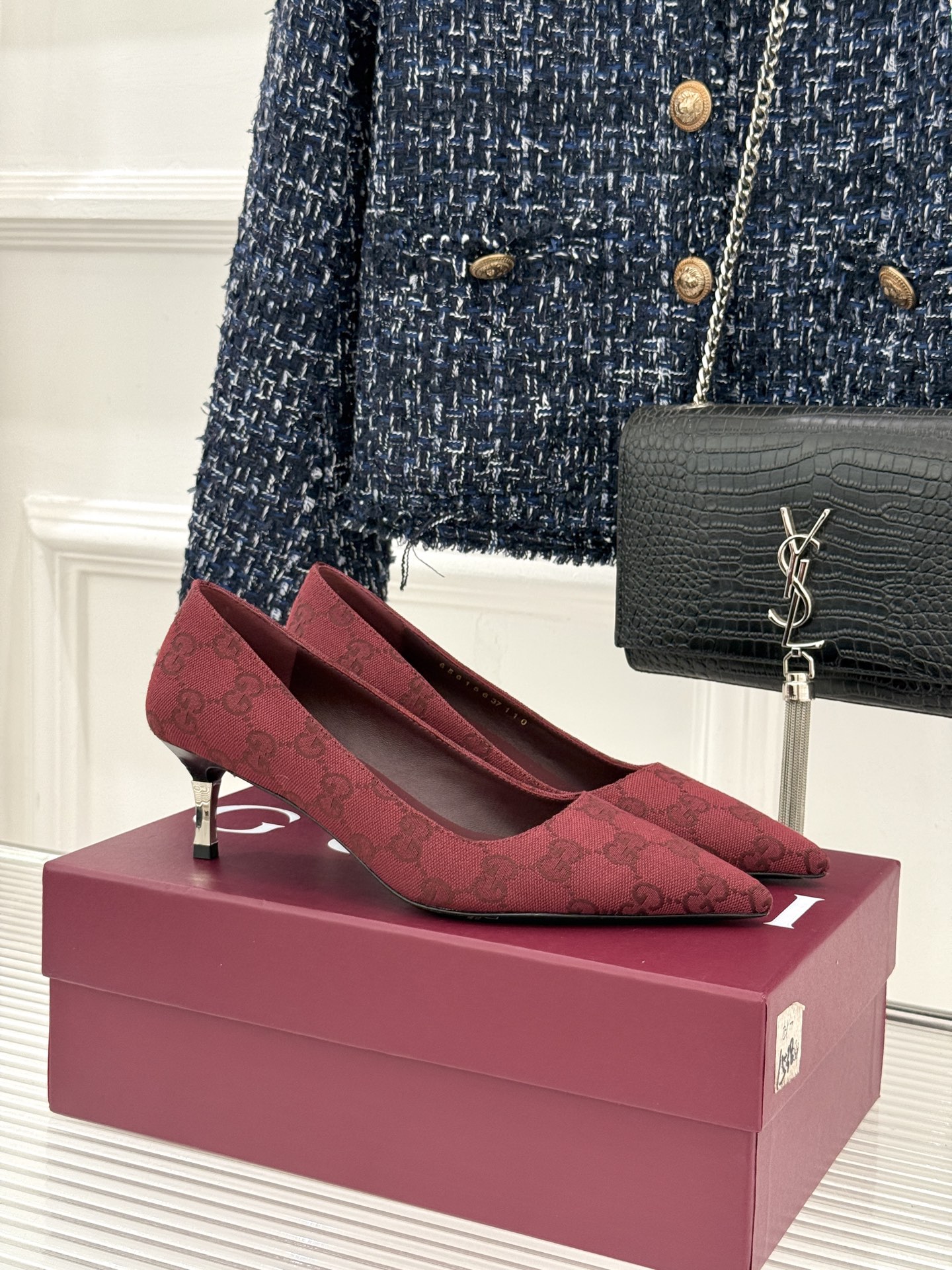 Gucci/古驰 26WF新品极简老花尖头高跟鞋Gucci 2026春夏极简新作以克制美学焕新经典GG老