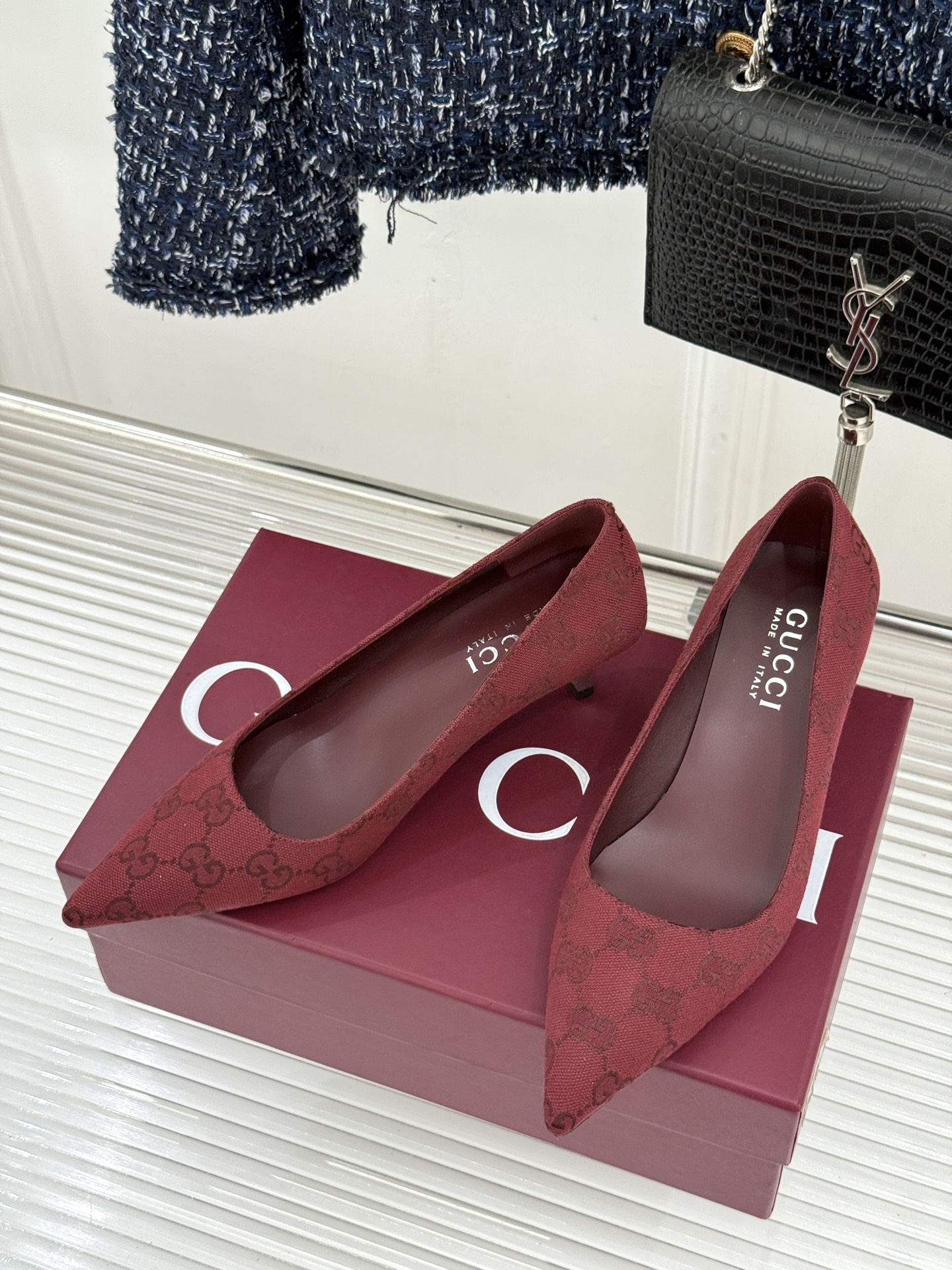 Gucci/古驰 26WF新品极简老花尖头高跟鞋Gucci 2026春夏极简新作以克制美学焕新经典GG老