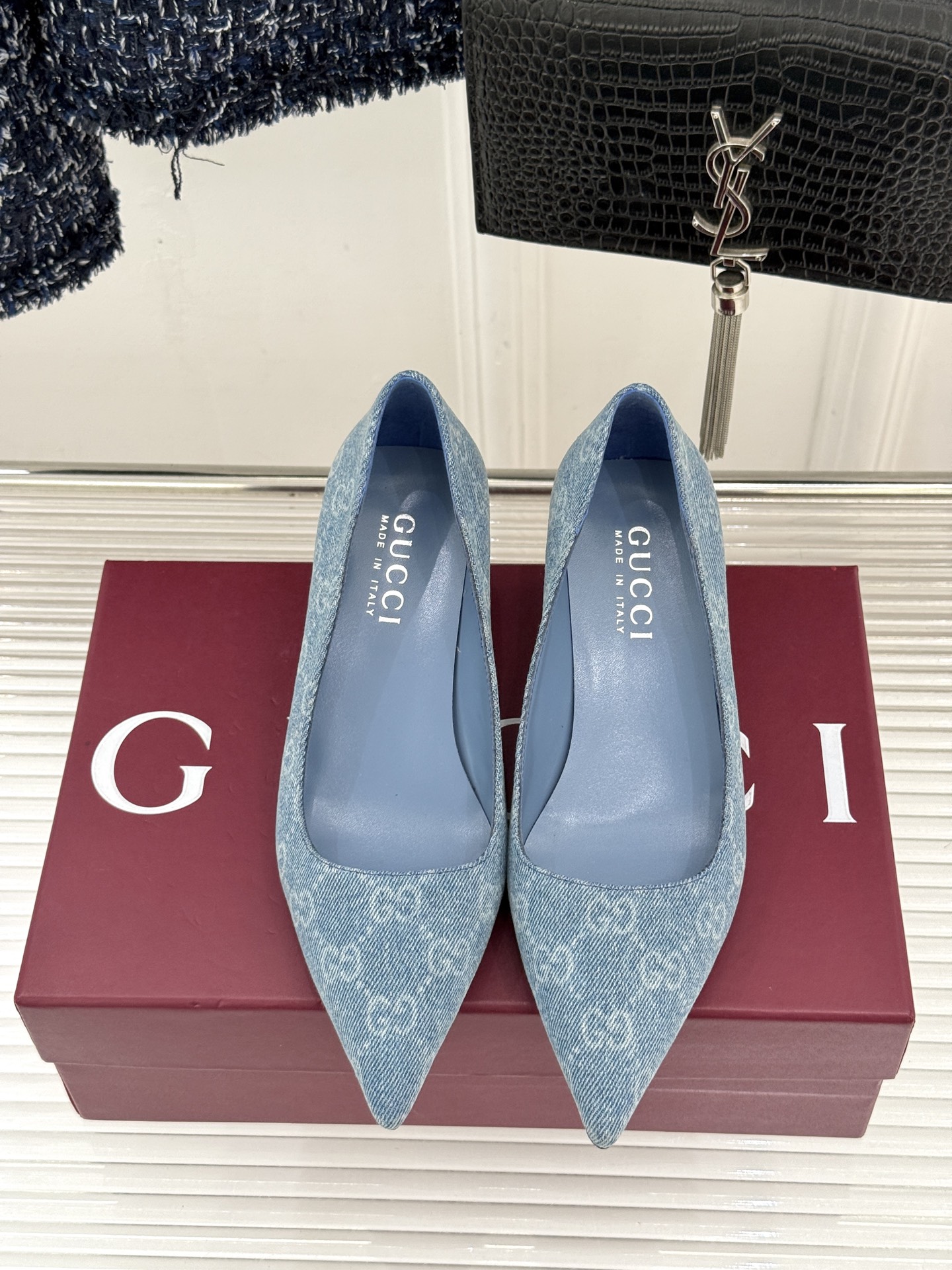 Gucci/古驰 26WF新品极简老花尖头高跟鞋Gucci 2026春夏极简新作以克制美学焕新经典GG老