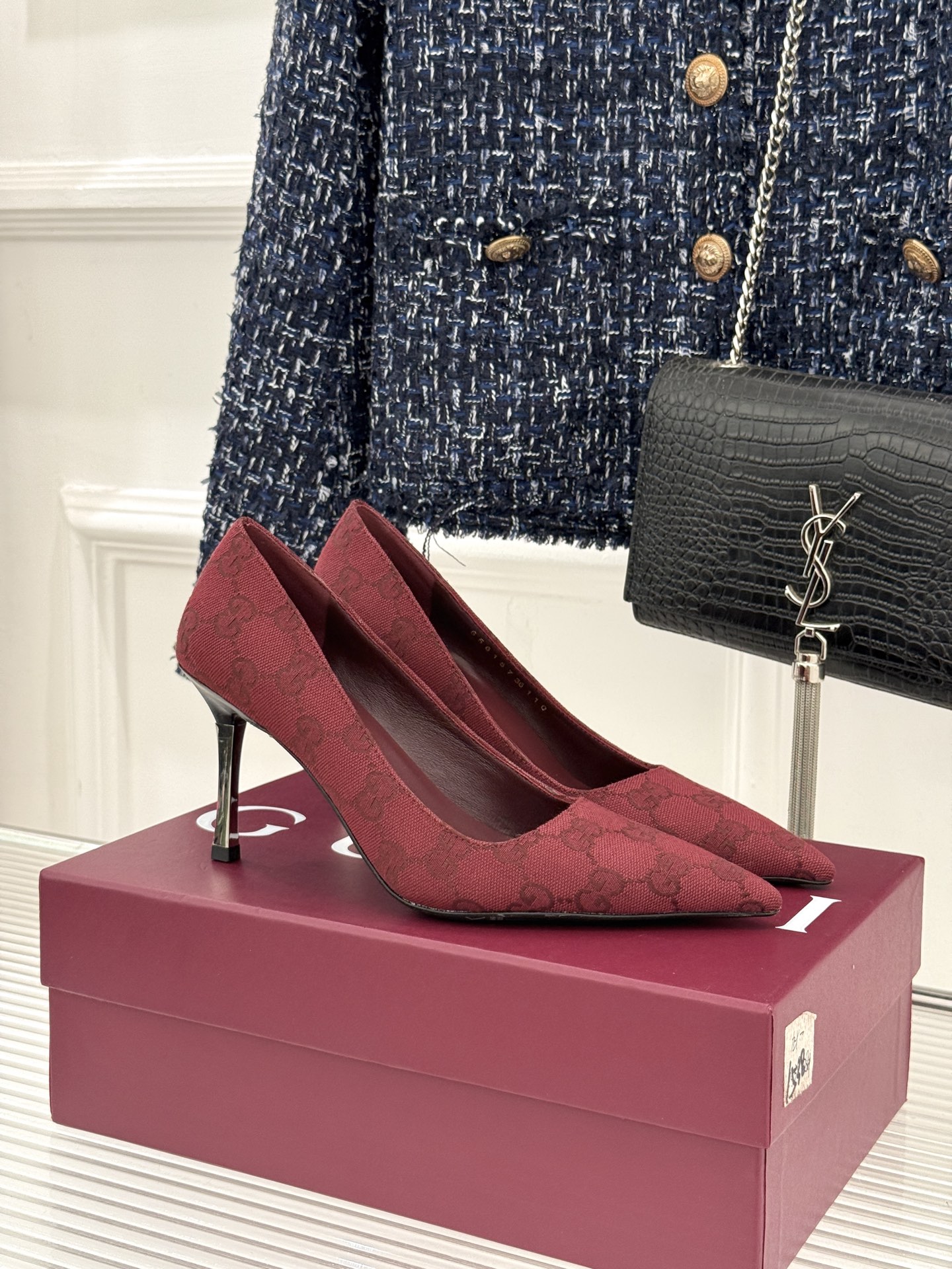 Gucci/古驰 26WF新品极简老花尖头高跟鞋Gucci 2026春夏极简新作以克制美学焕新经典GG老