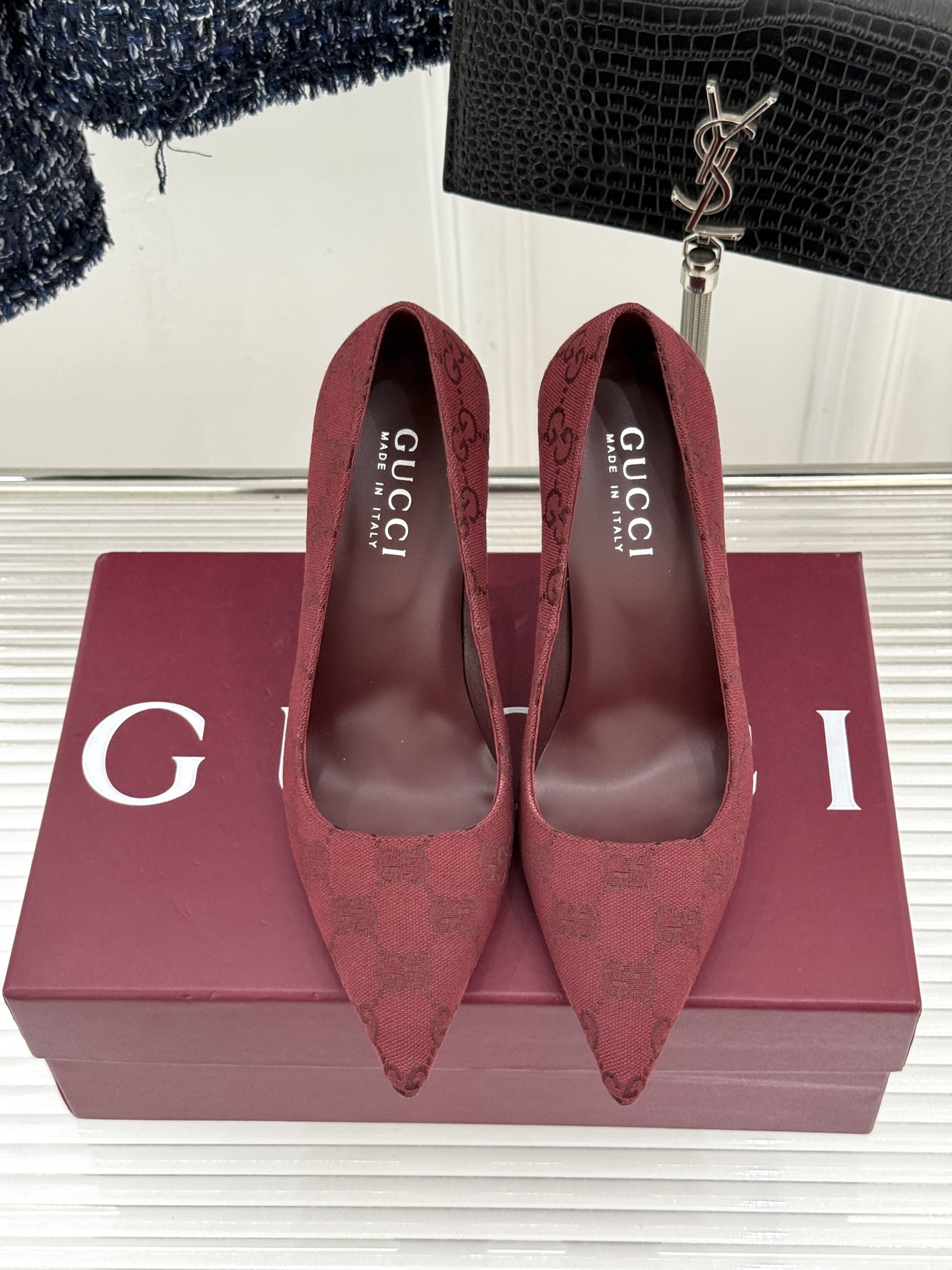 Gucci/古驰 26WF新品极简老花尖头高跟鞋Gucci 2026春夏极简新作以克制美学焕新经典GG老