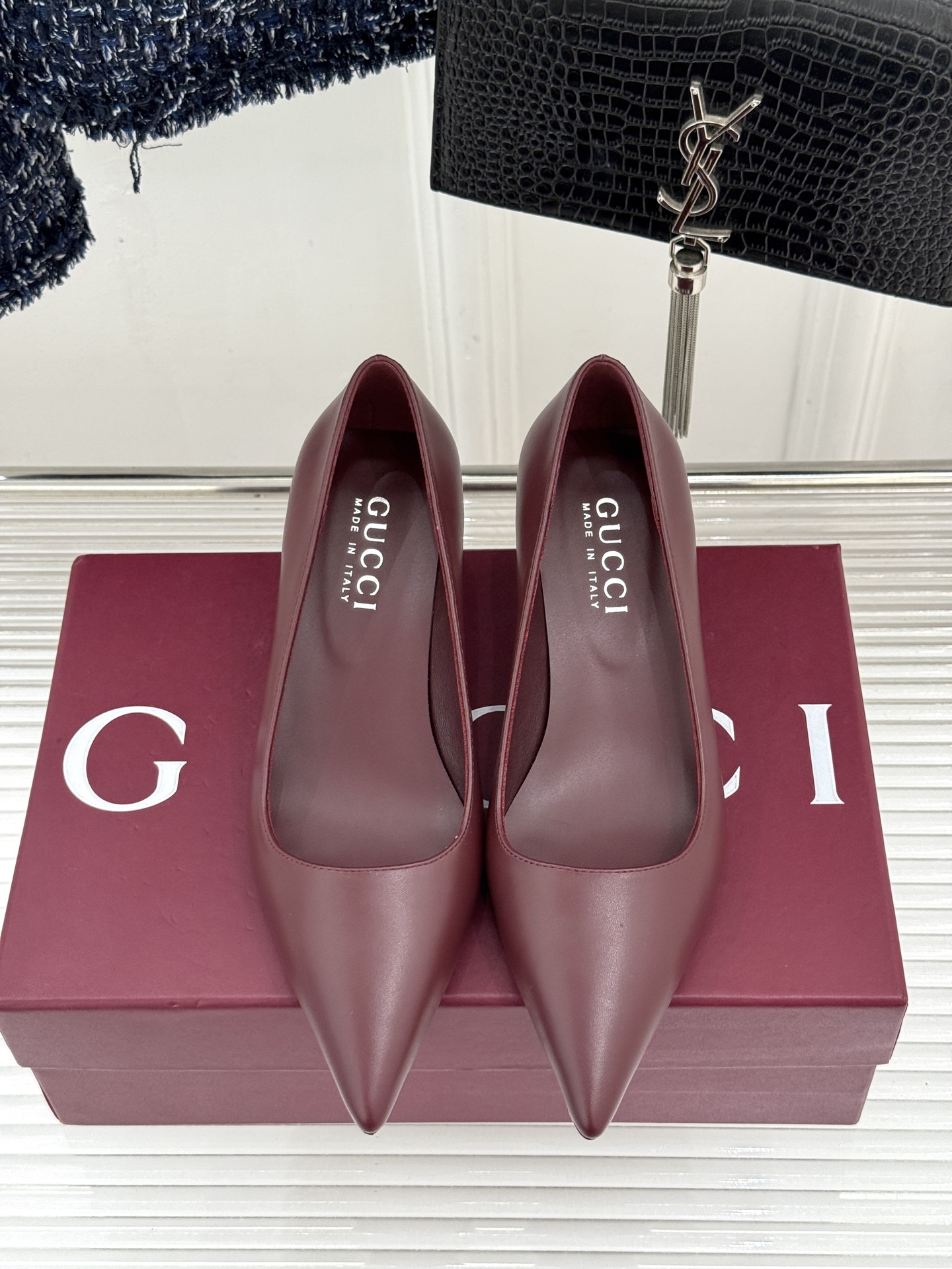 Gucci/古驰 26WF新品极简老花尖头高跟鞋Gucci 2026春夏极简新作以克制美学焕新经典GG老