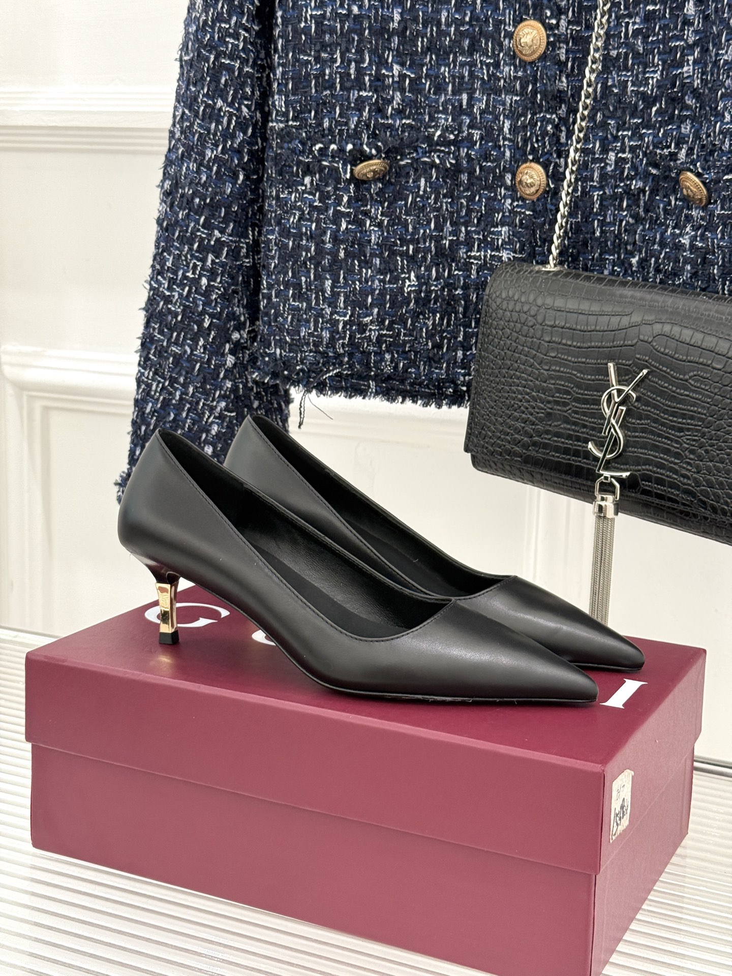 Gucci/古驰 26WF新品极简老花尖头高跟鞋Gucci 2026春夏极简新作以克制美学焕新经典GG老