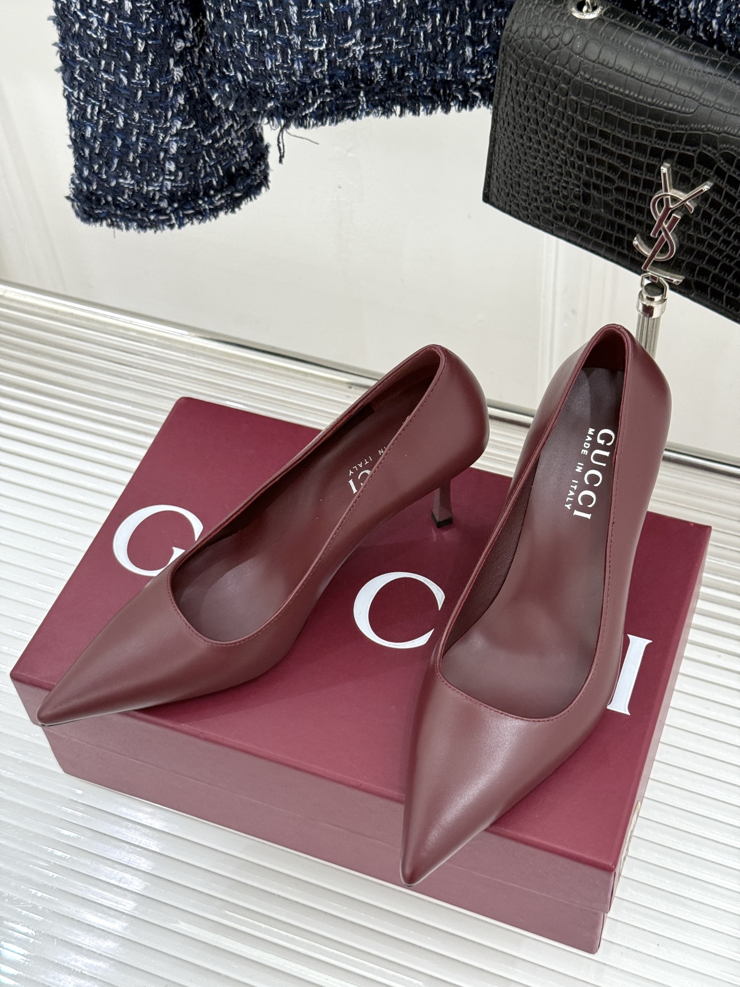 Gucci/古驰 26WF新品极简老花尖头高跟鞋Gucci 2026春夏极简新作以克制美学焕新经典GG老