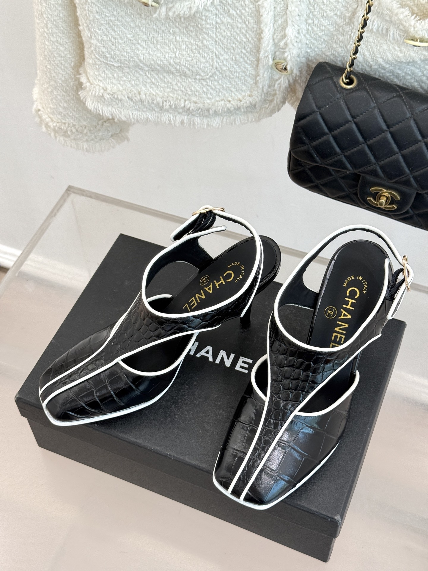 CHANE* ｜小香26P新品T字带方头高跟凉鞋以复古方头重塑法式优雅利落线条勾勒足部轮廓自带90年代摩