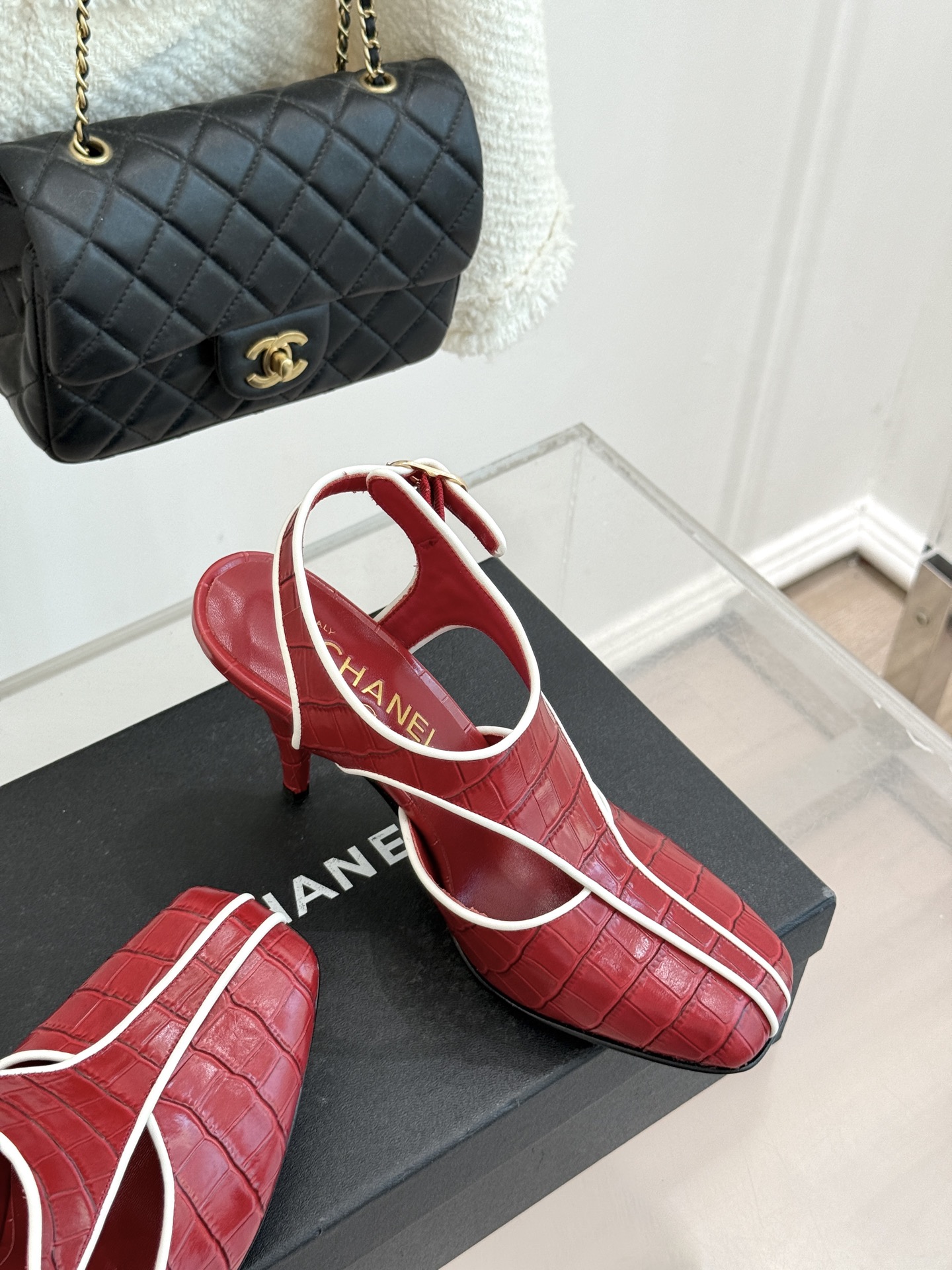 CHANE* ｜小香26P新品T字带方头高跟凉鞋以复古方头重塑法式优雅利落线条勾勒足部轮廓自带90年代摩