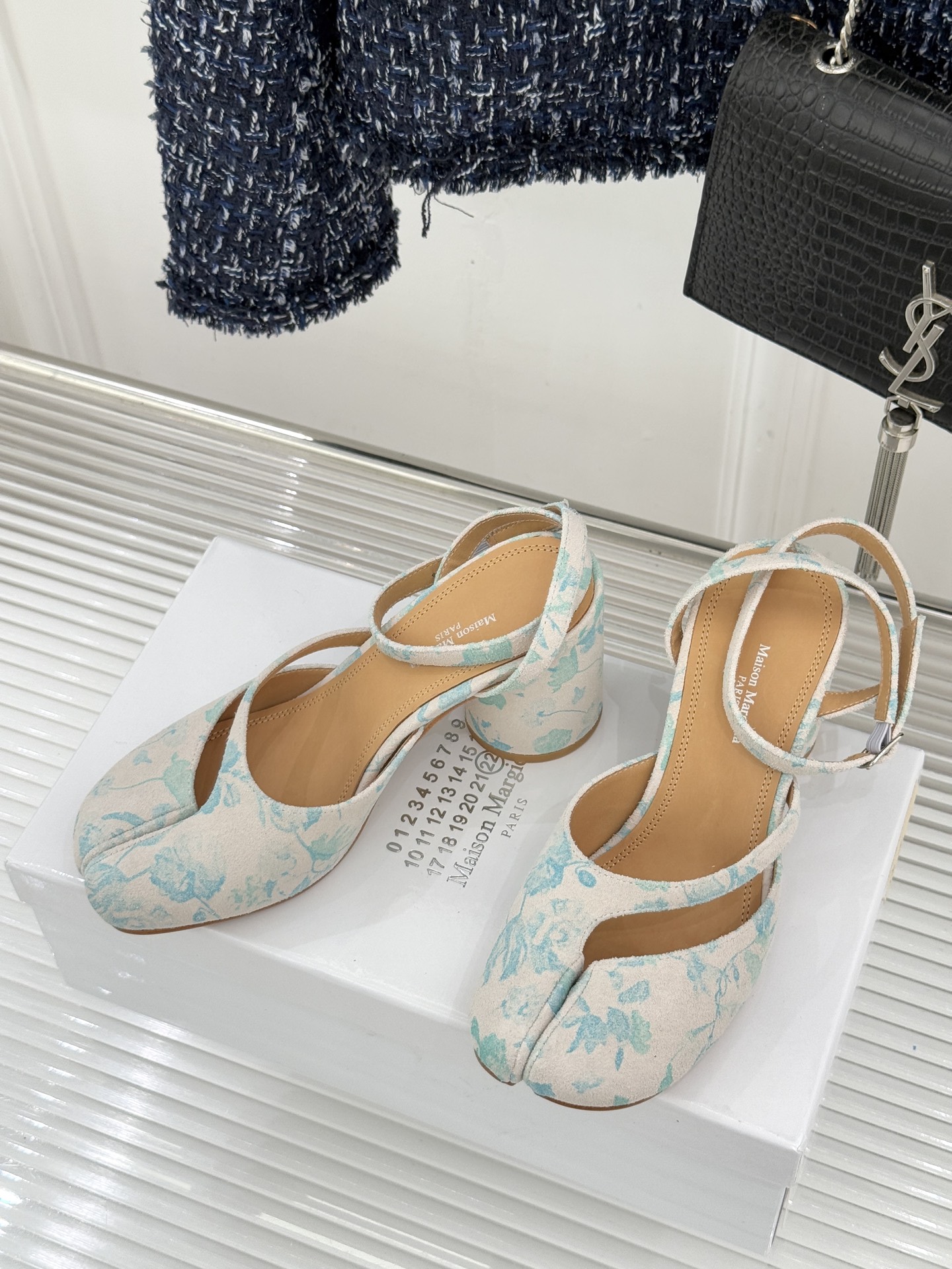 MaisonMargiela｜MM6马吉拉复古分趾玛丽珍凉鞋MaisonMargiela又又又放大招啦！