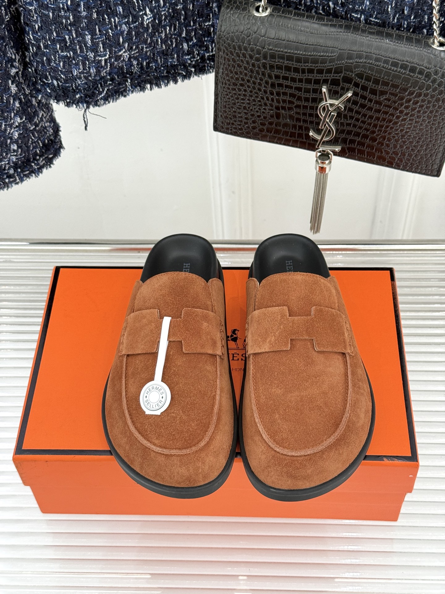 （配原版飞机盒）Hermès/爱马仕25WF新品穆勒包头H半拖鞋勃肯鞋厚底勃肯版型重塑经典。麂皮小牛皮质