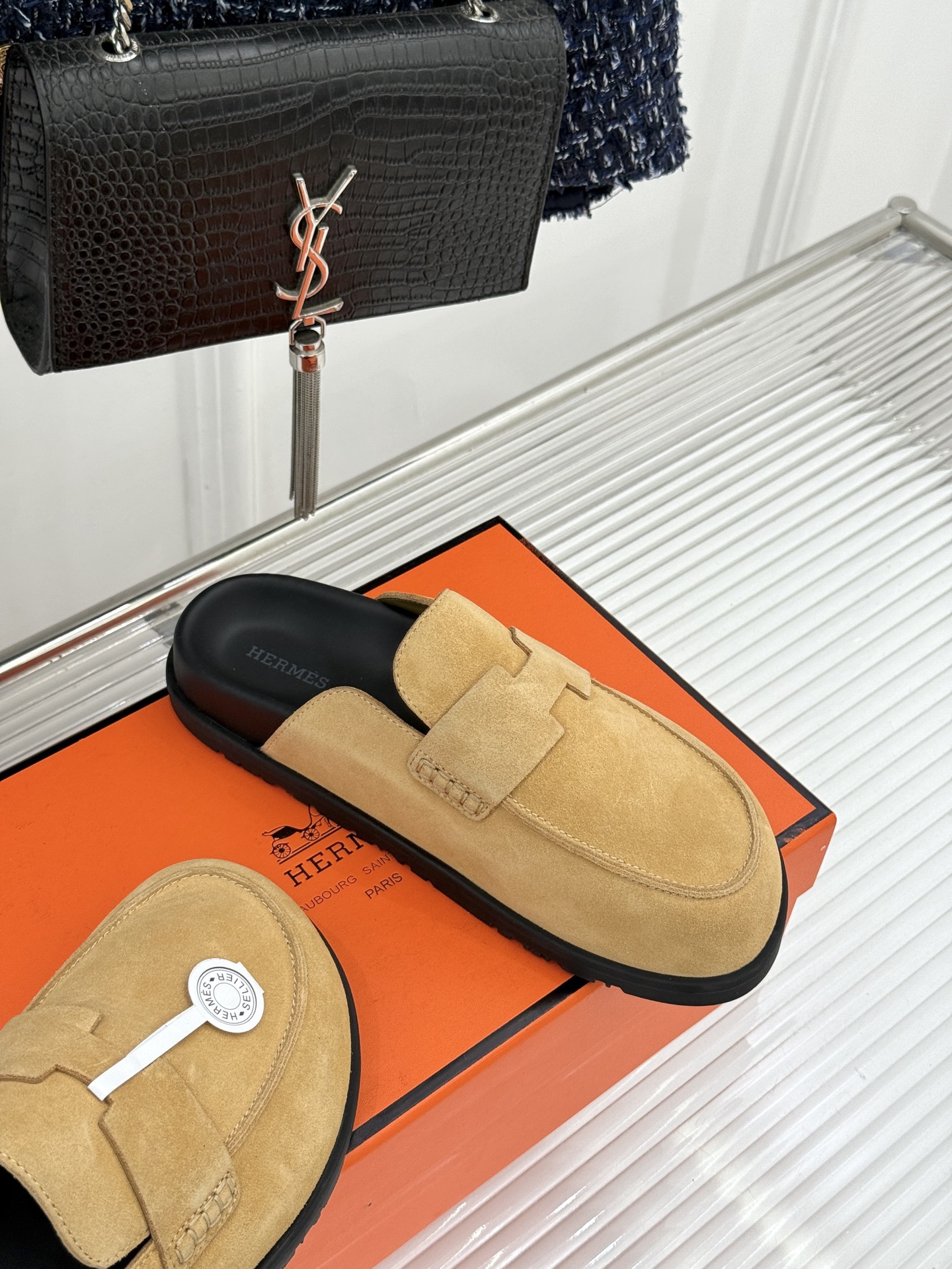 （配原版飞机盒）Hermès/爱马仕25WF新品穆勒包头H半拖鞋勃肯鞋厚底勃肯版型重塑经典。麂皮小牛皮质