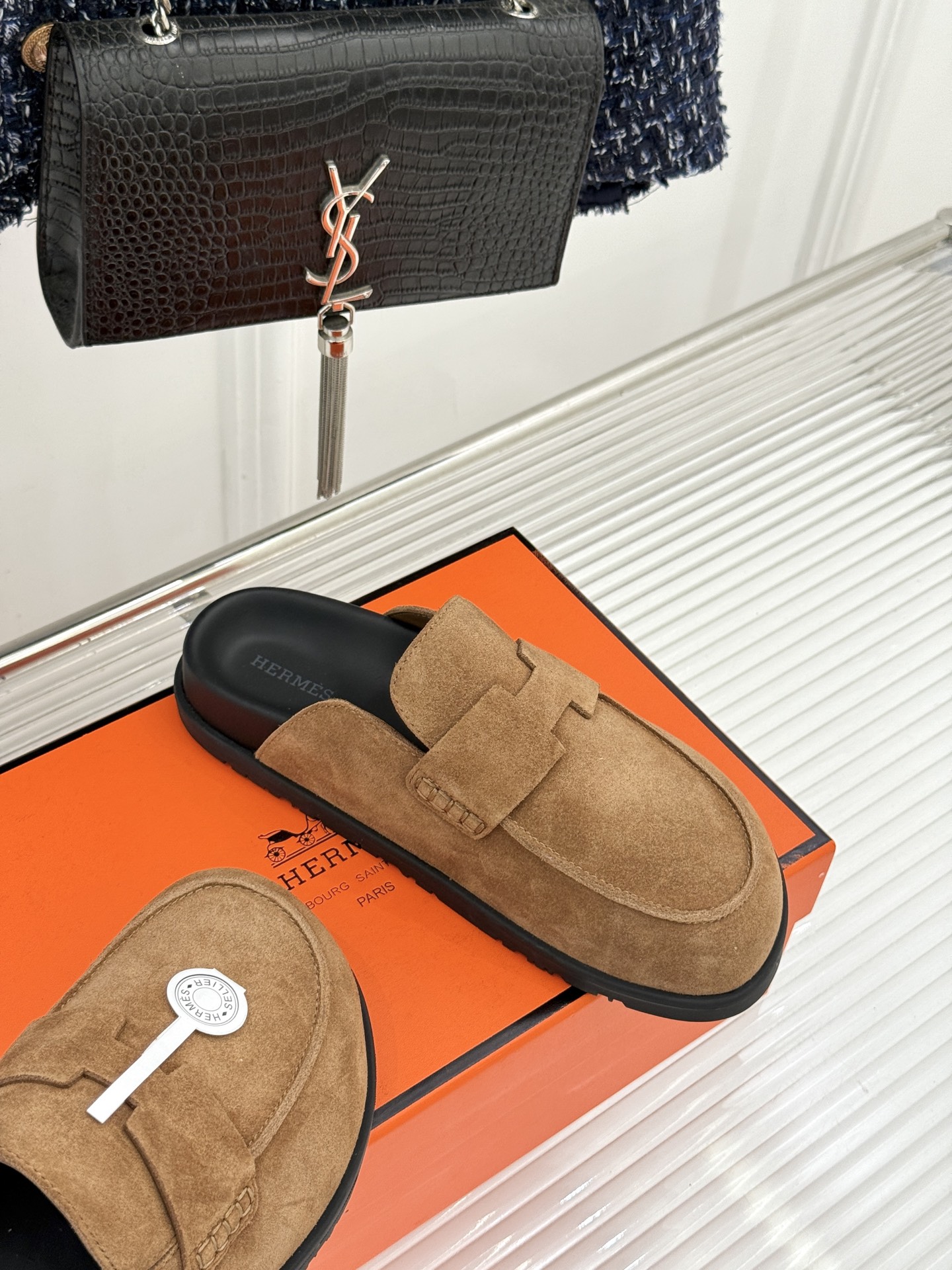 （配原版飞机盒）Hermès/爱马仕25WF新品穆勒包头H半拖鞋勃肯鞋厚底勃肯版型重塑经典。麂皮小牛皮质