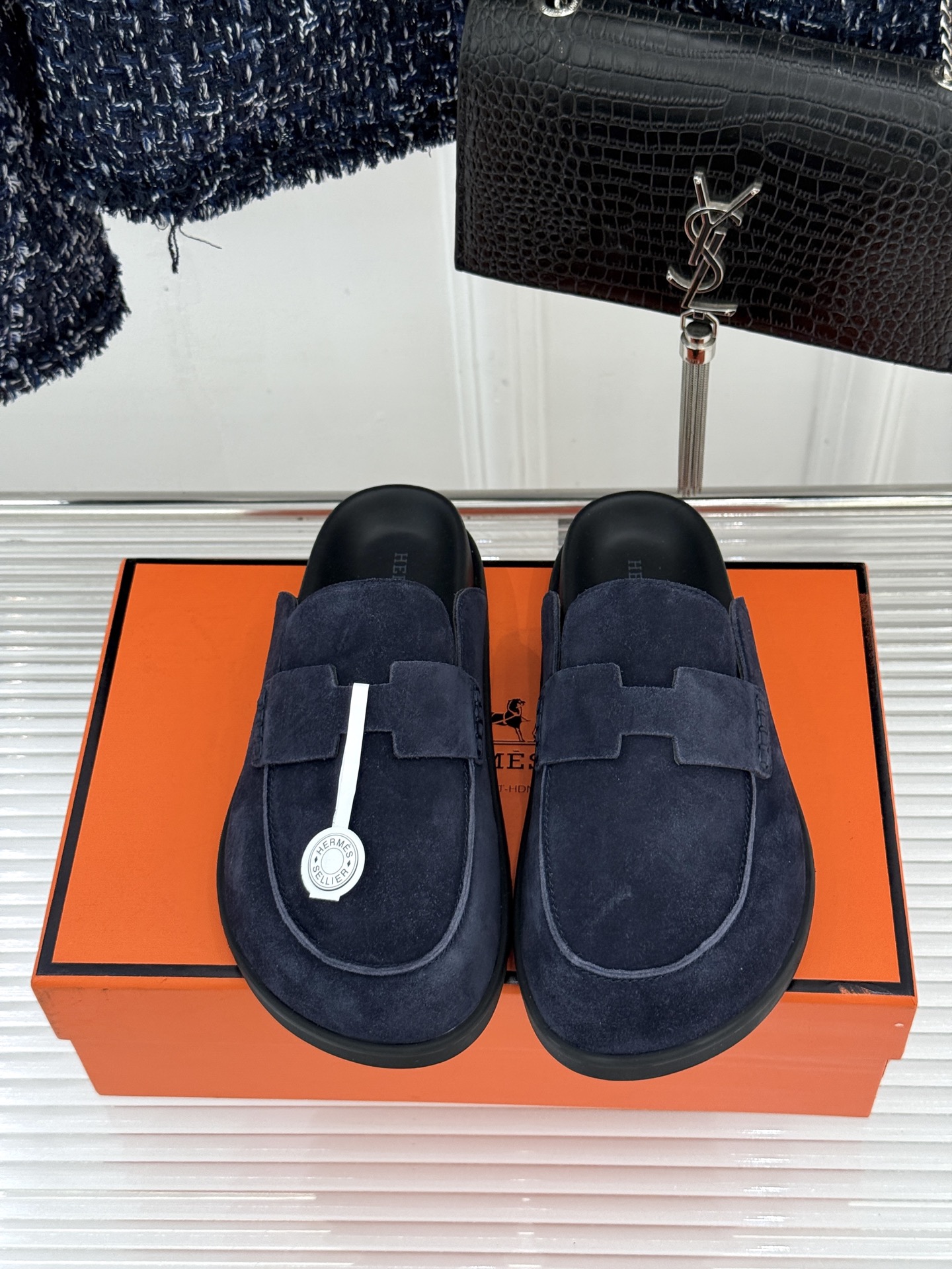 （配原版飞机盒）Hermès/爱马仕25WF新品穆勒包头H半拖鞋勃肯鞋厚底勃肯版型重塑经典。麂皮小牛皮质