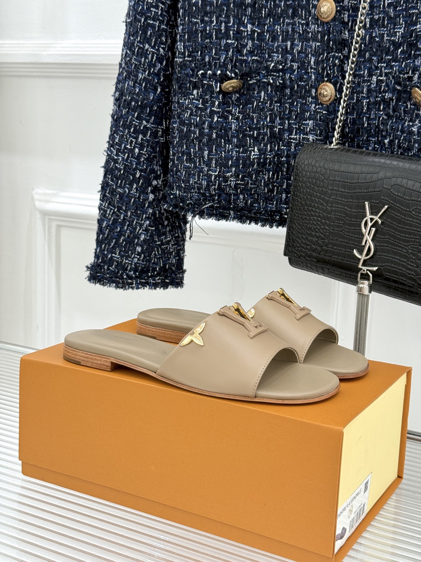 Louis Vuitton L*V驴牌 平底拖鞋