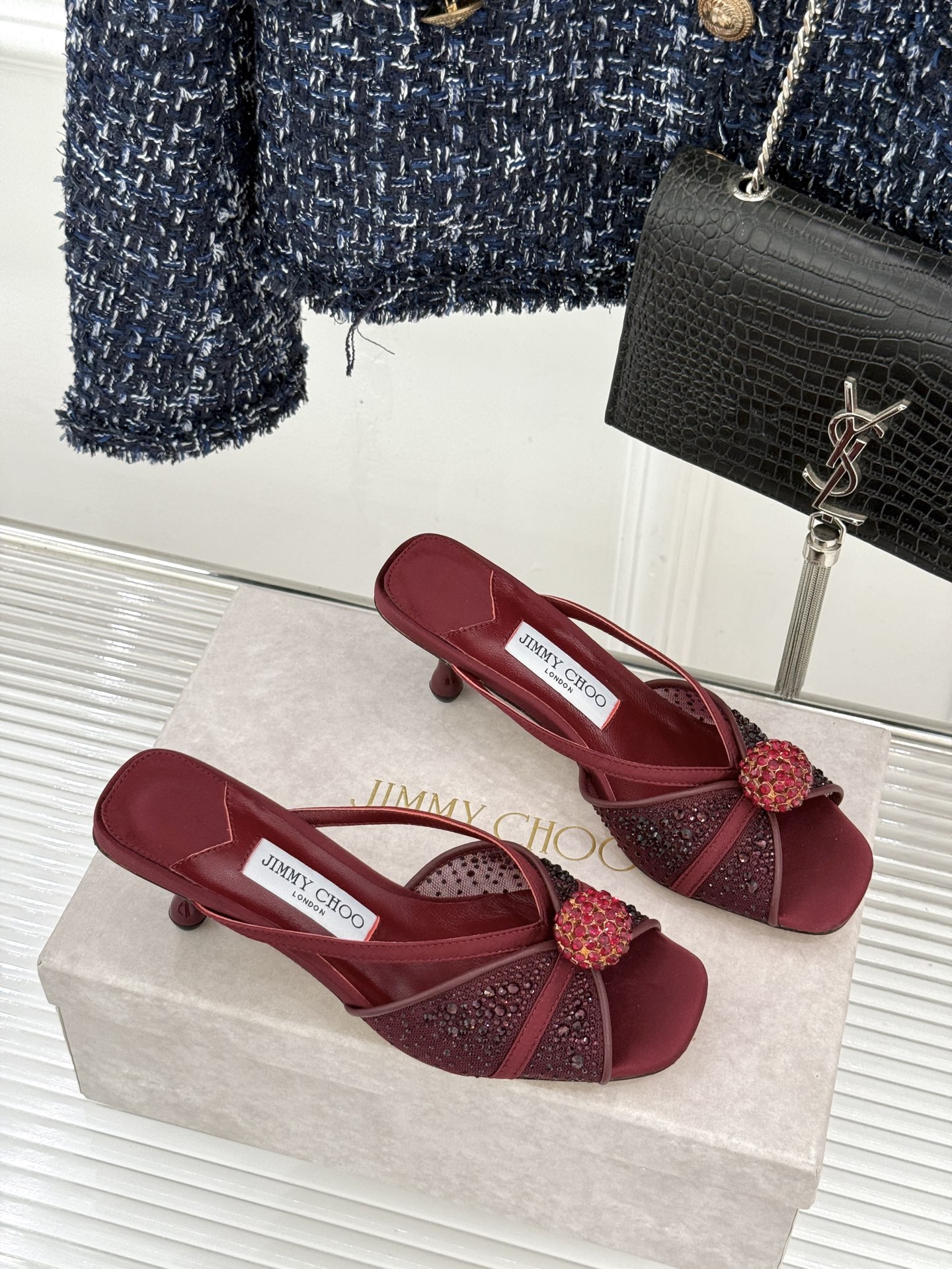 Jimmy Choo/吉米周26WF新品水钻球网纱尖头高跟凉鞋谁能拒绝一双自带星光的JC！这款水钻网纱鞋