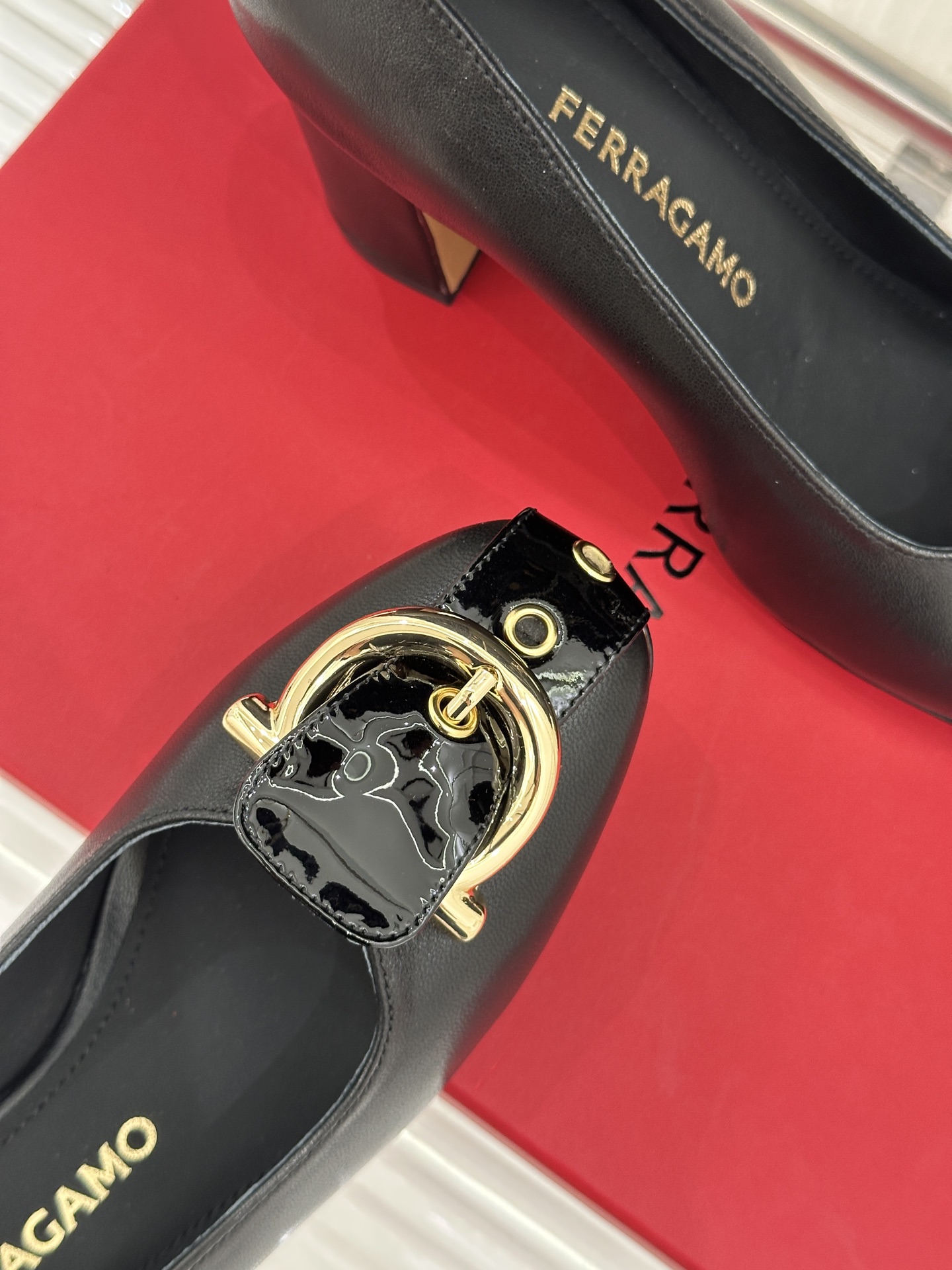 Ferragamo Ferragamo/菲拉格慕26WF新品
