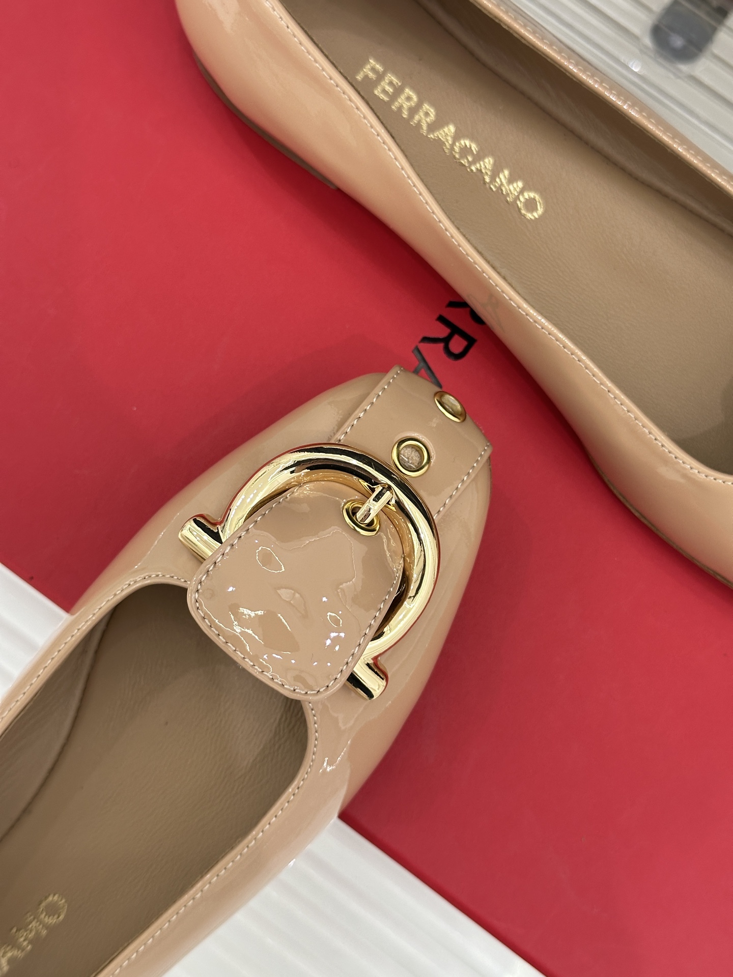 Ferragamo Ferragamo/菲拉格慕26WF新品