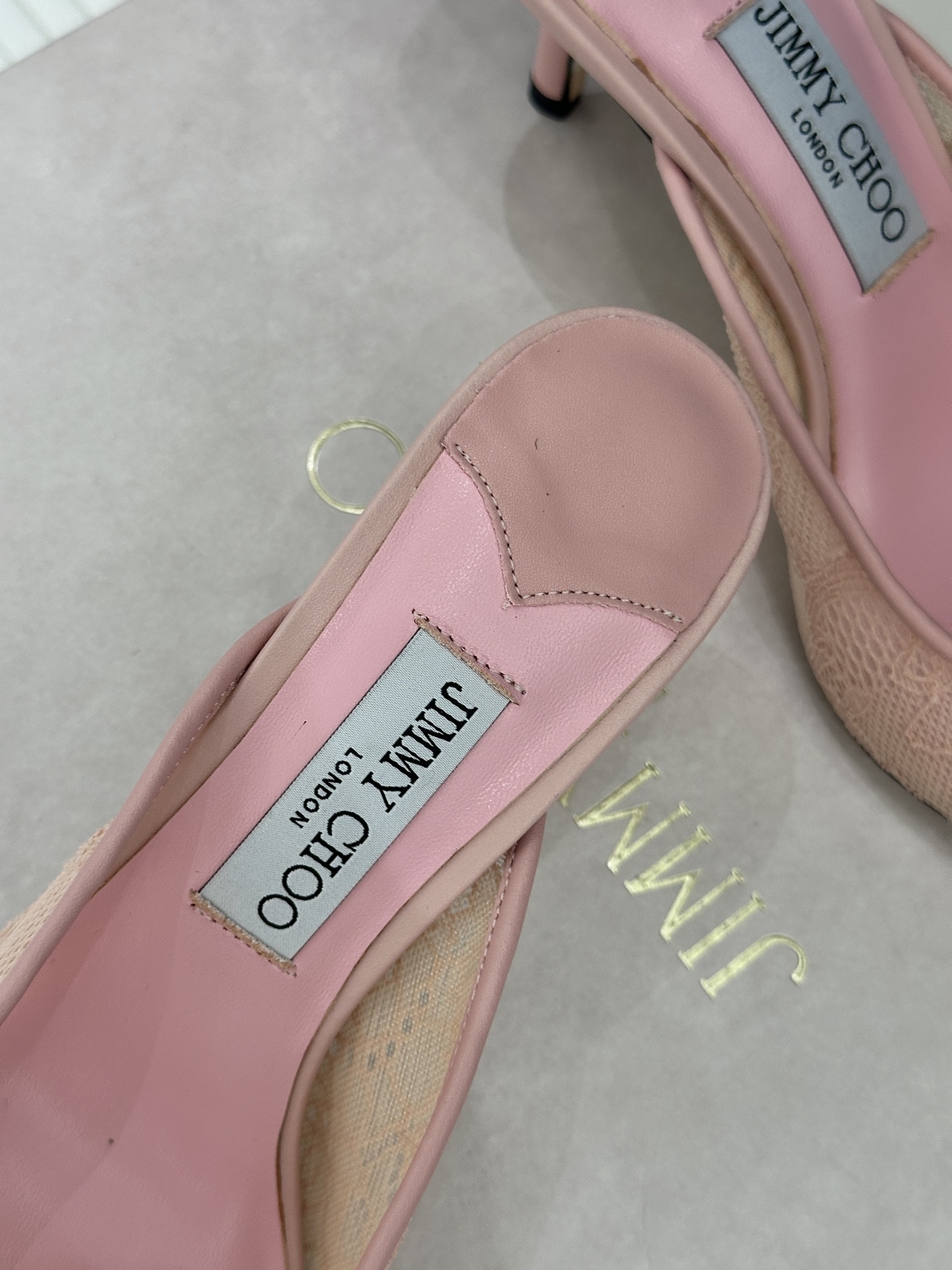 Jimmy Choo/吉米周26WF新品蕾丝金属头高跟拖鞋承袭品牌30年英伦奢雅基因这款凉鞋解锁现代女性