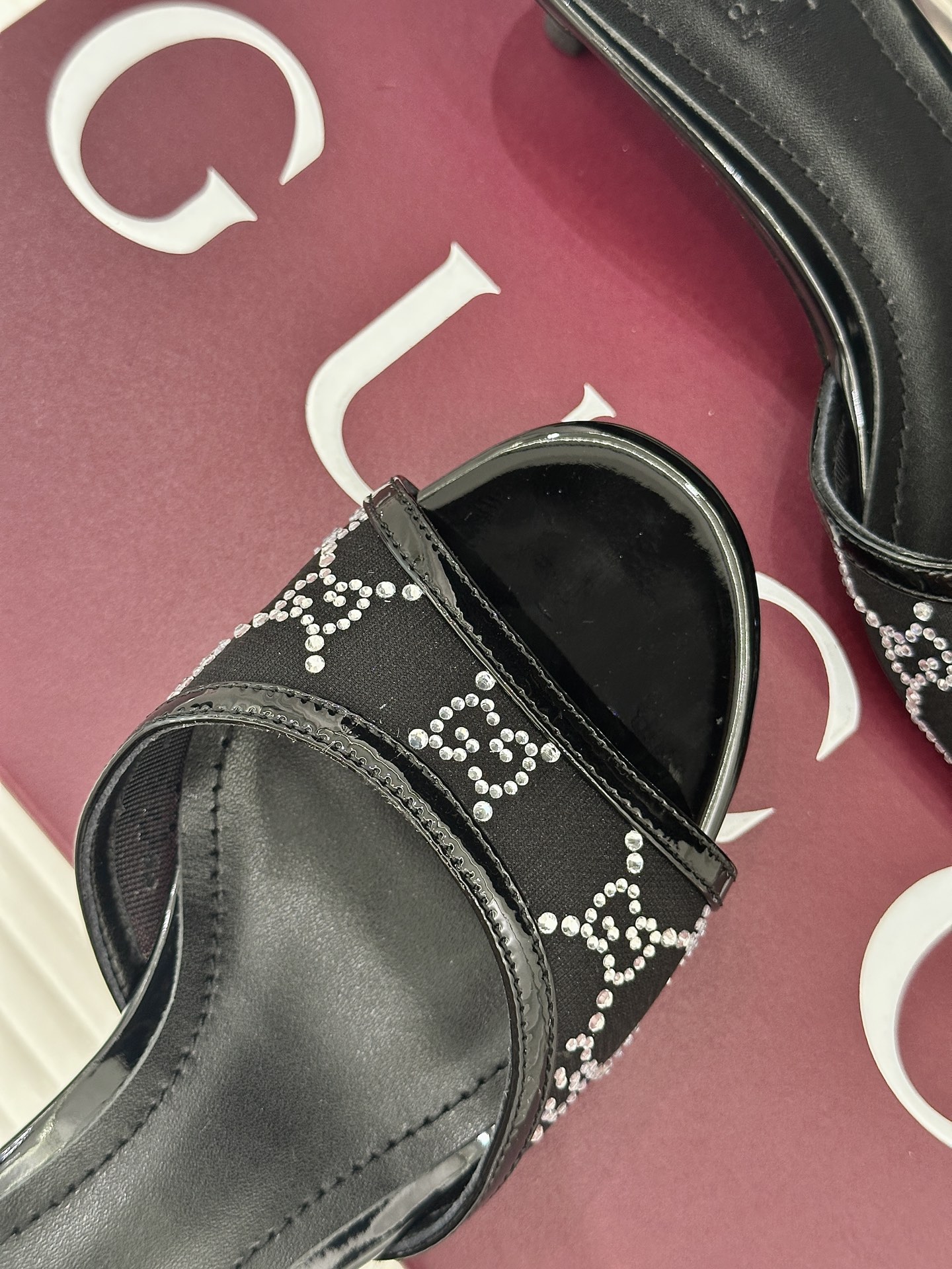 Gucci Gucci/古驰26WF新品网纱水钻