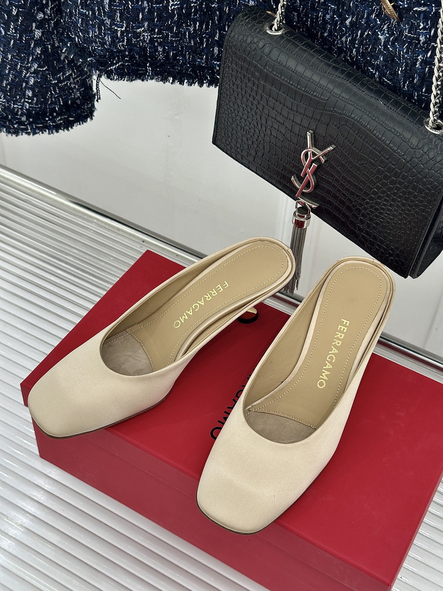 Ferragamo Ferragamo/菲拉格慕26WF新品