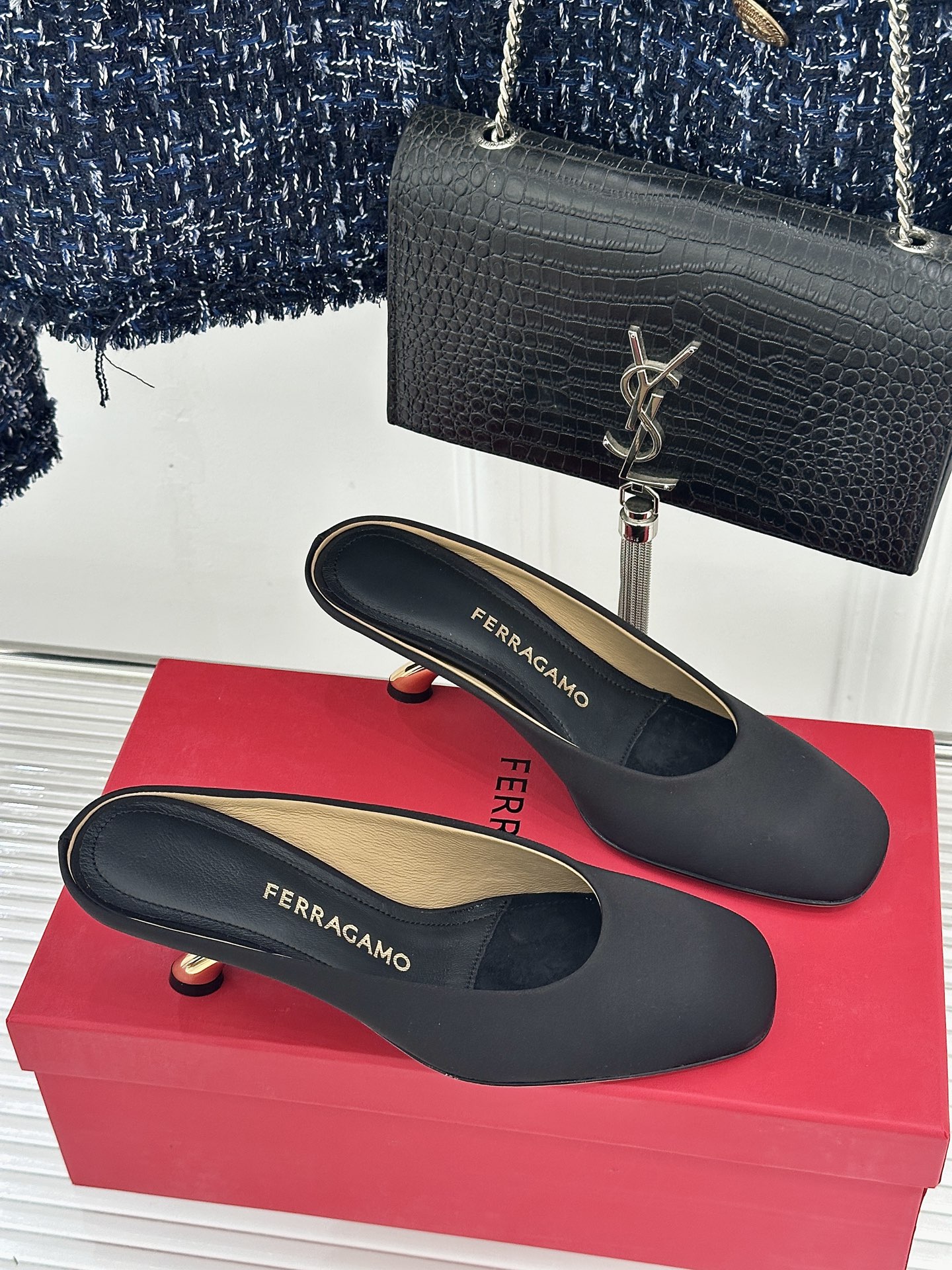 Ferragamo Ferragamo/菲拉格慕26WF新品