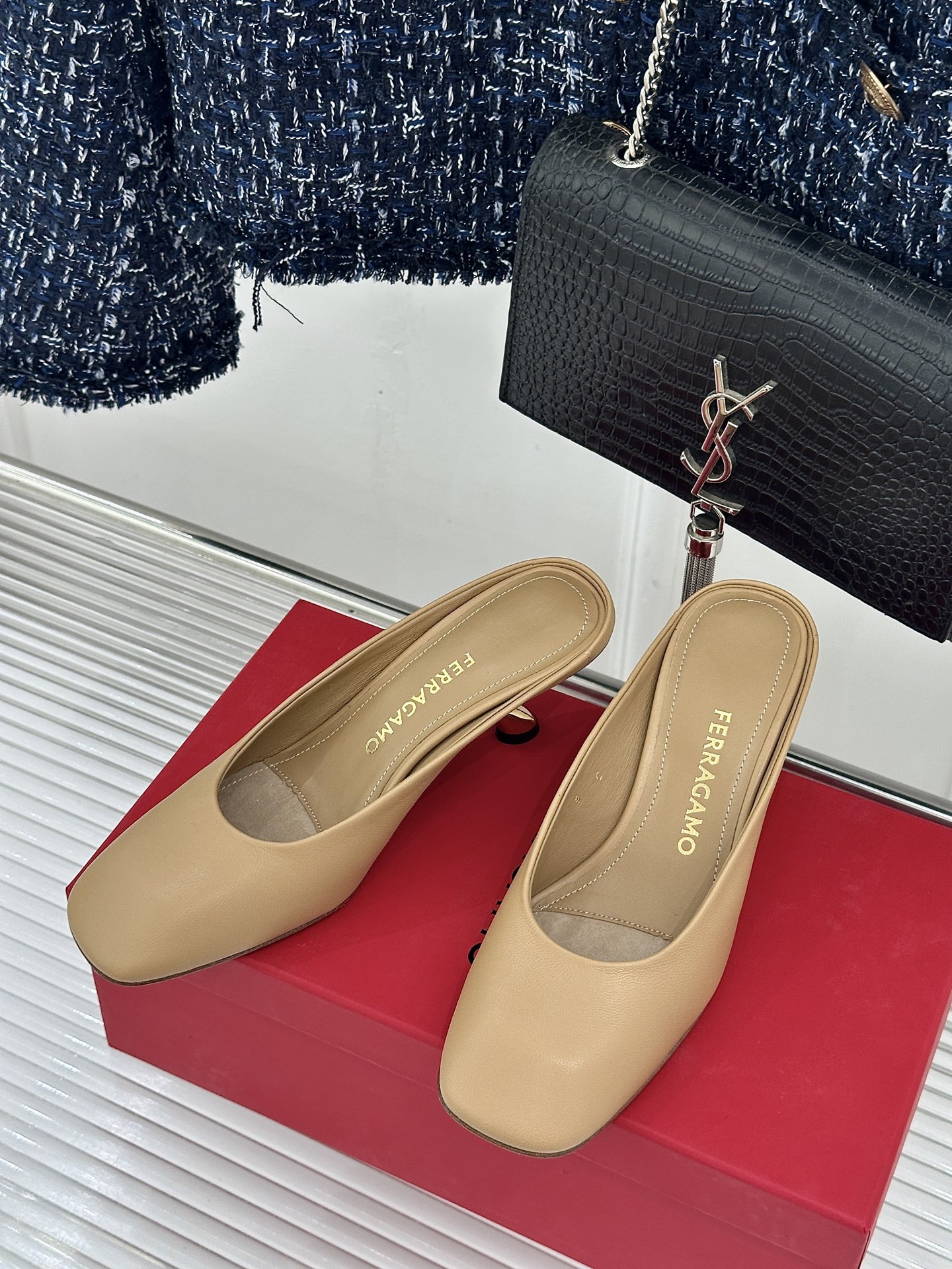 Ferragamo Ferragamo/菲拉格慕26WF新品